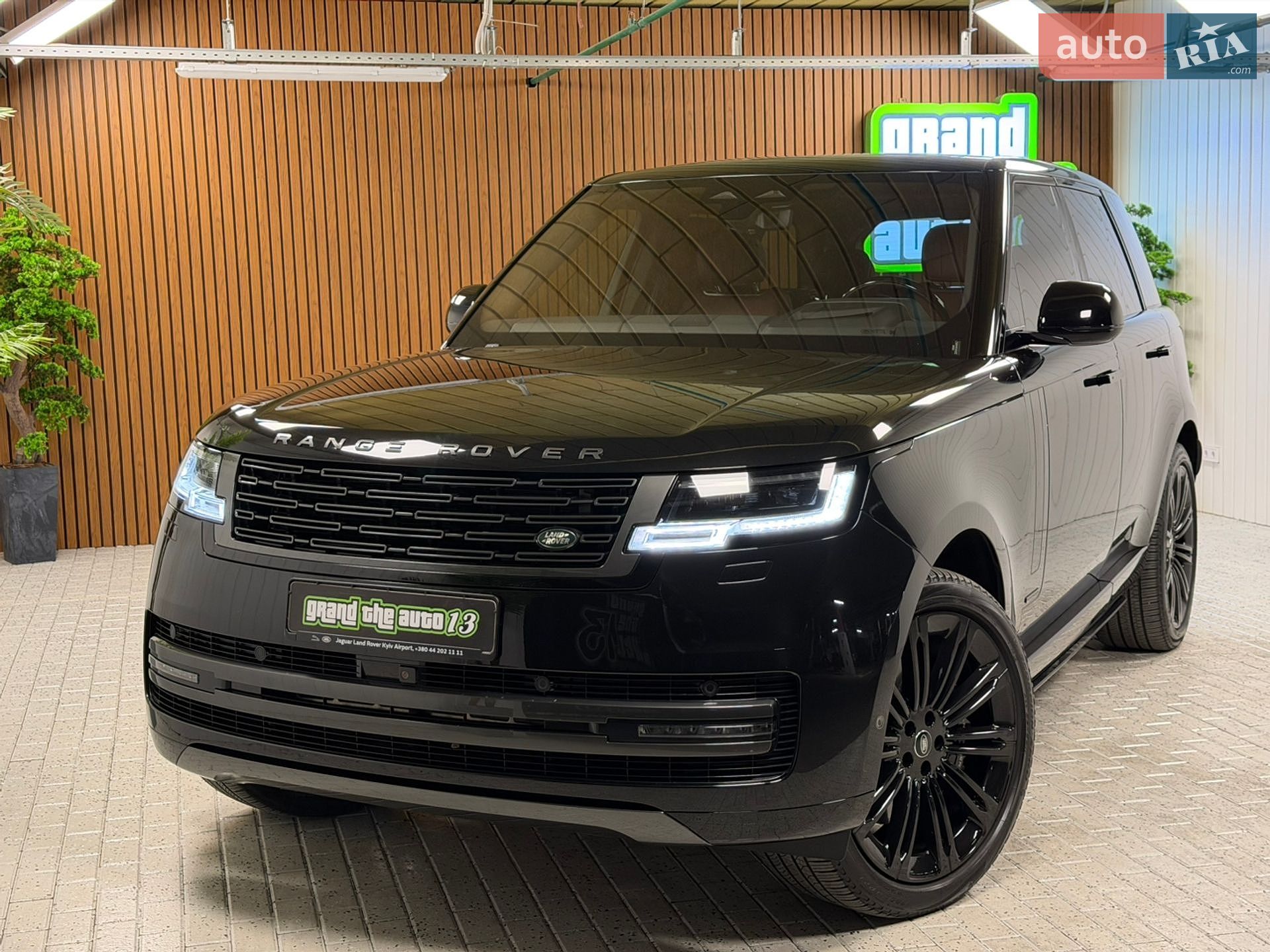 Land Rover Range Rover 2023 VIN SALKA9B75PA057375 фото оголошення 4 з 56