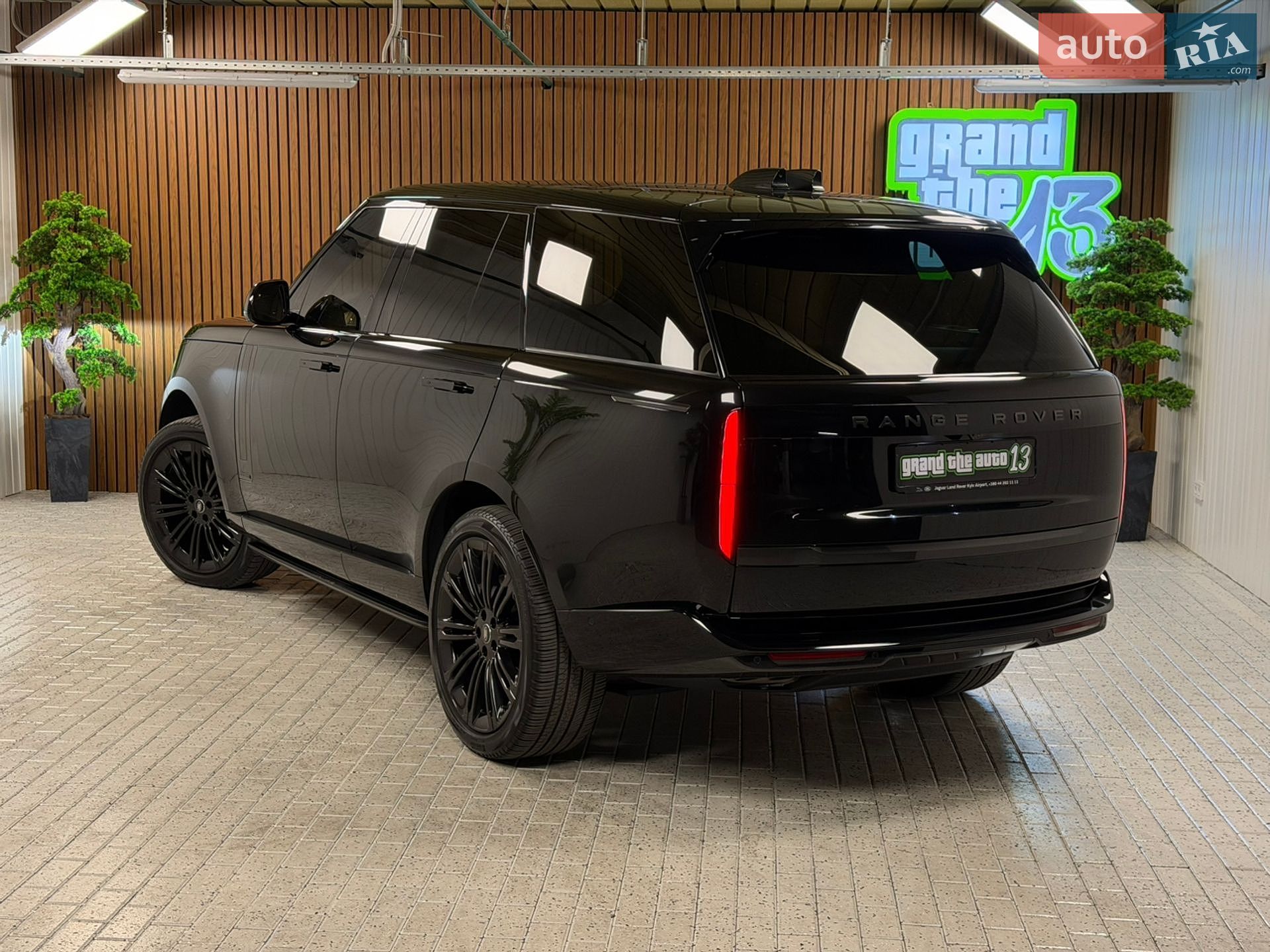 Land Rover Range Rover 2023 VIN SALKA9B75PA057375 фото оголошення 46 з 56