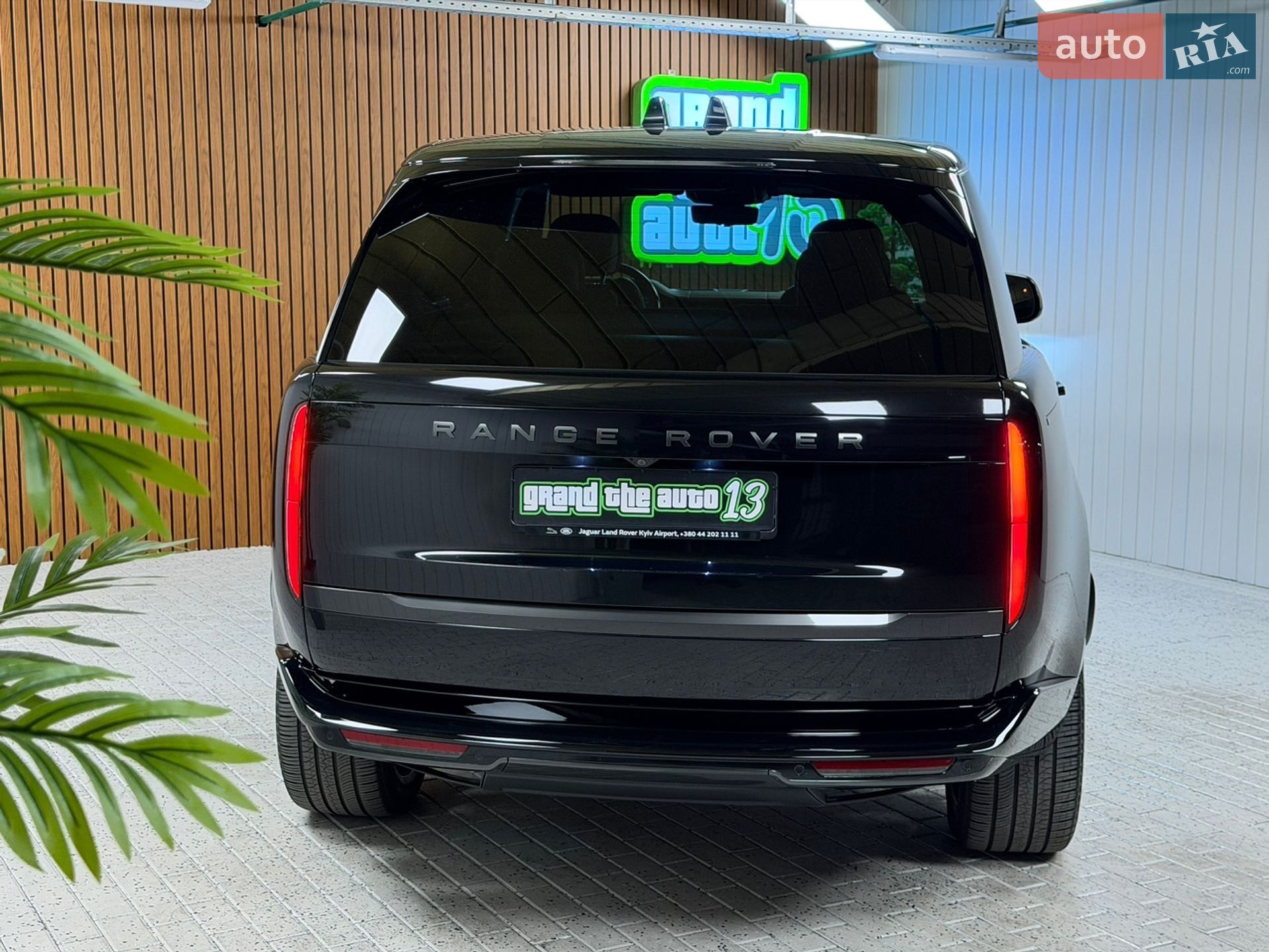 Land Rover Range Rover 2023 VIN SALKA9B75PA057375 фото оголошення 48 з 56