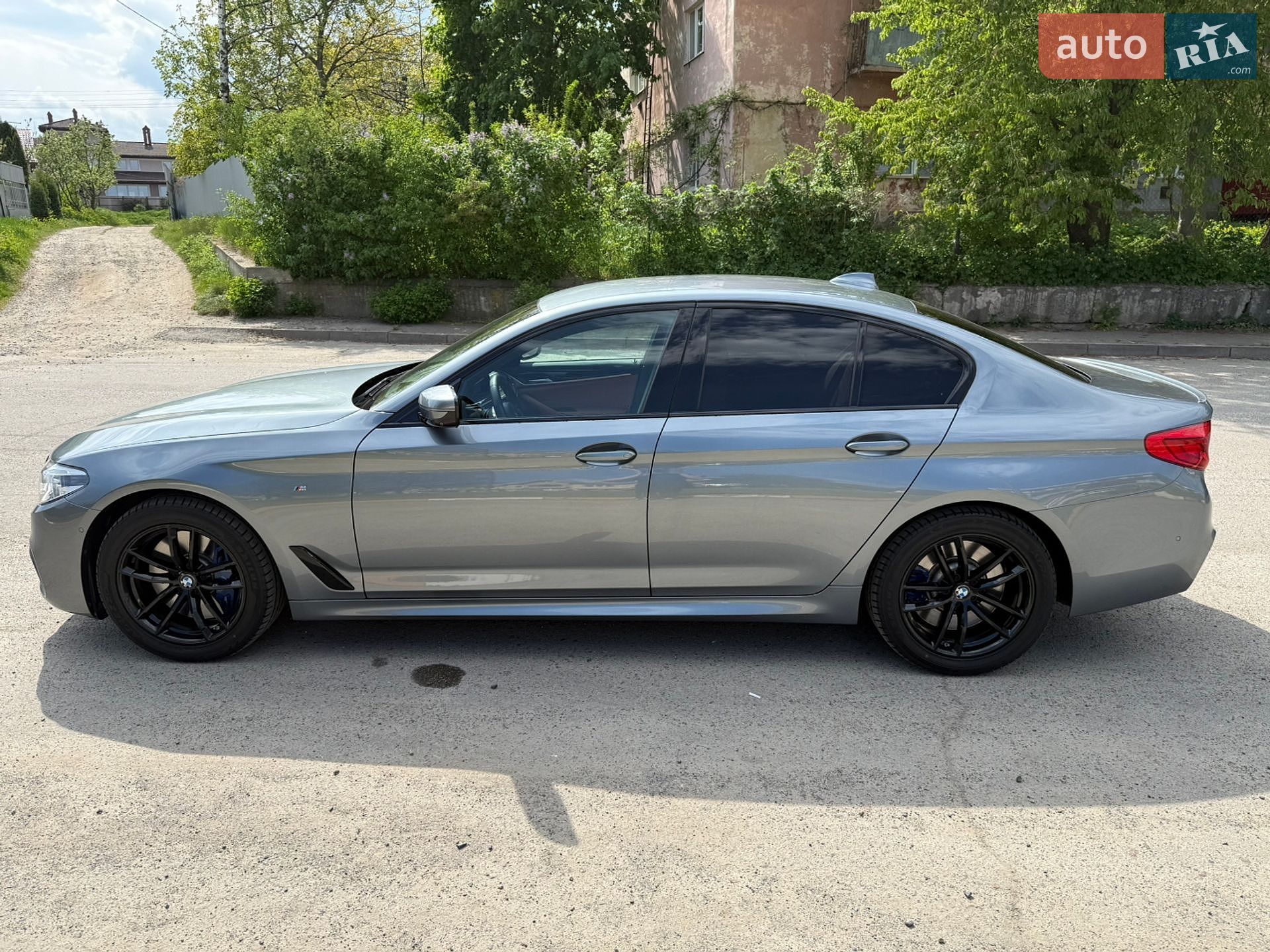 BMW 5 Series 2019 VIN WBAJD51060CD47576 фото оголошення 7 з 34