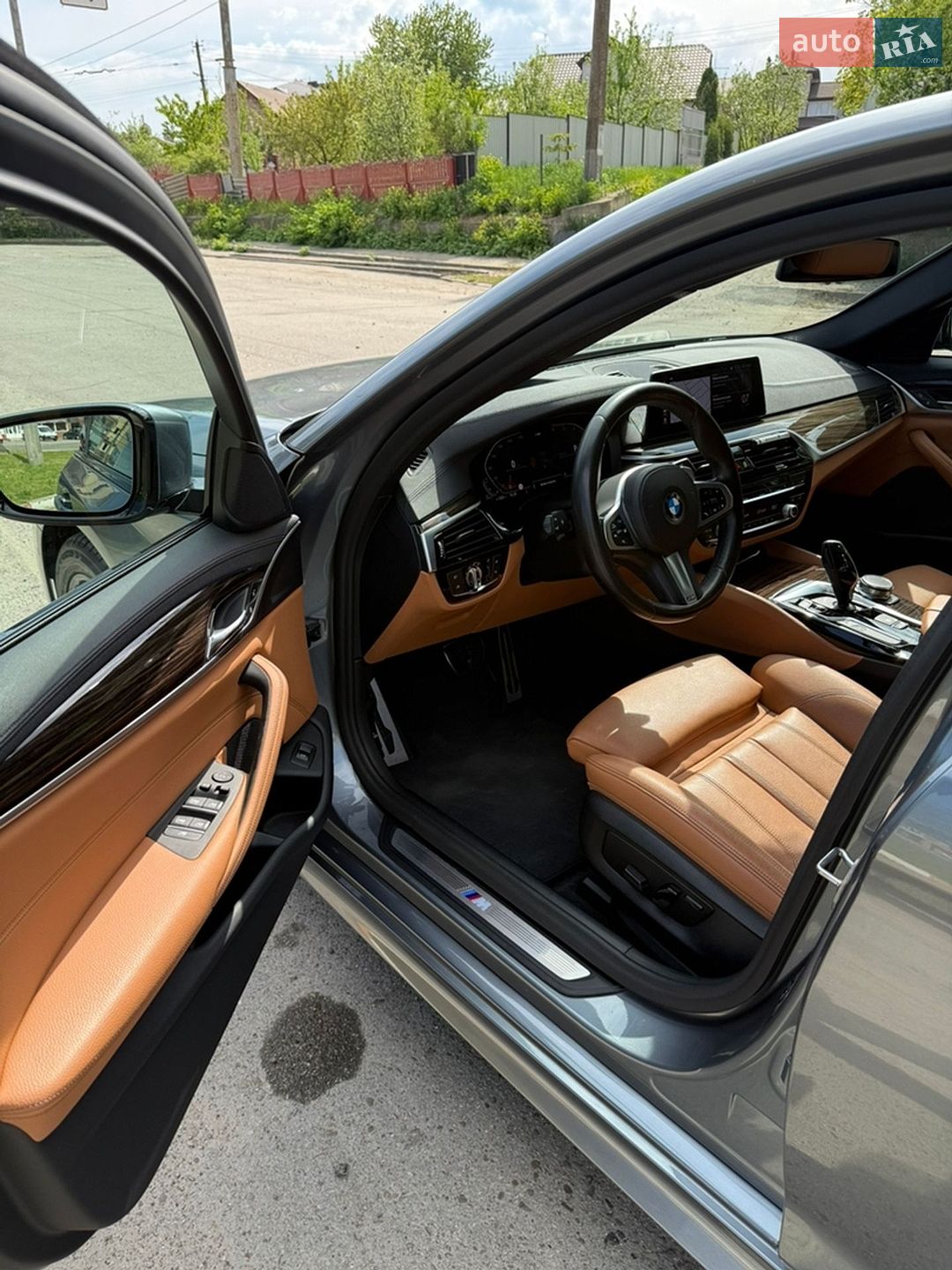 BMW 5 Series 2019 VIN WBAJD51060CD47576 фото оголошення 9 з 34
