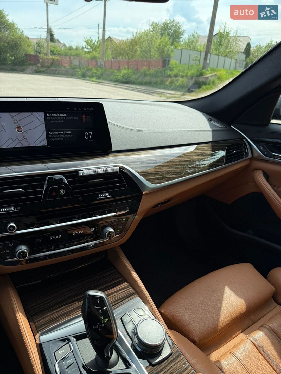 BMW 5 Series 2019 VIN WBAJD51060CD47576 фото оголошення 14 з 34