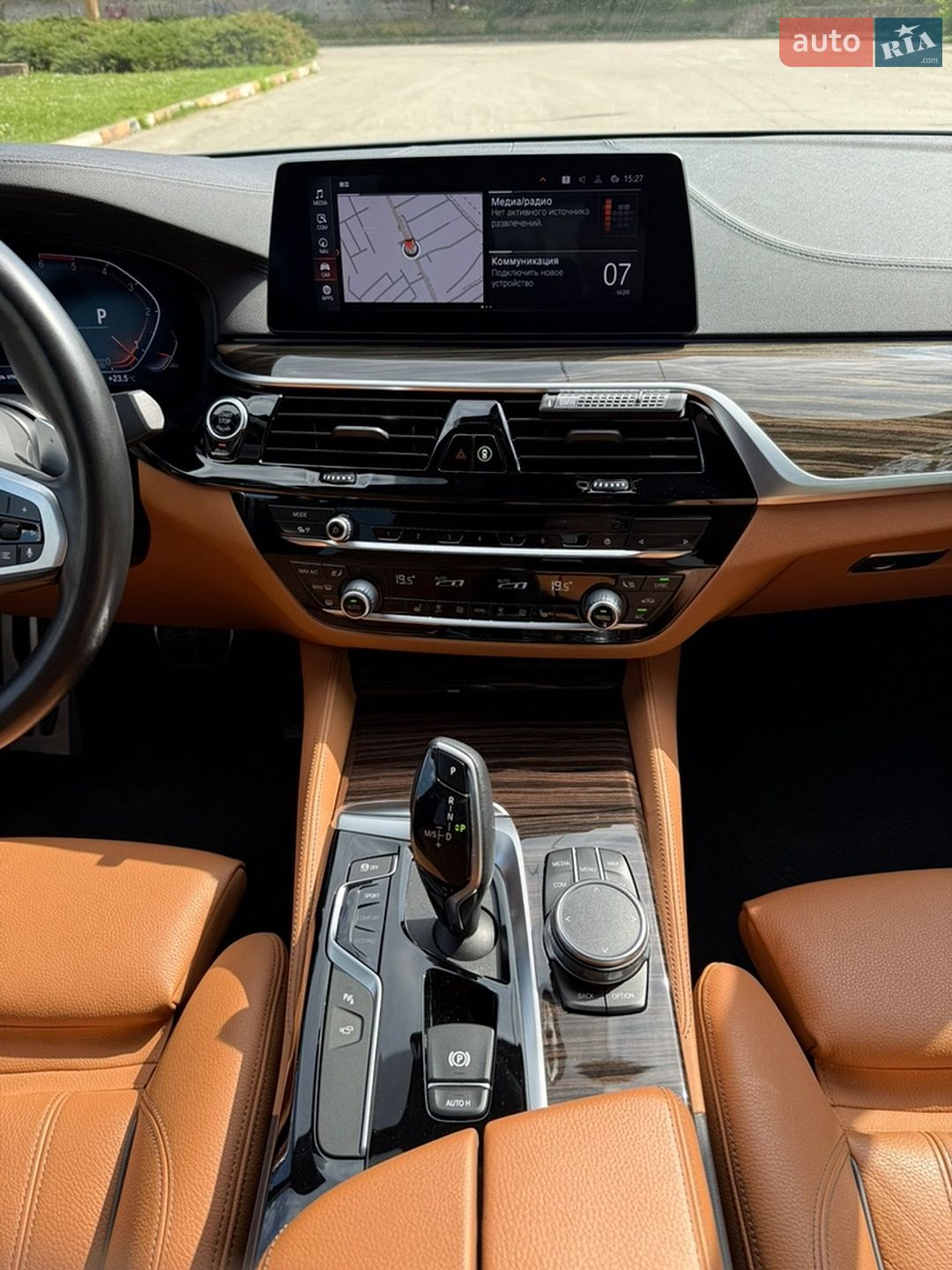 BMW 5 Series 2019 VIN WBAJD51060CD47576 фото оголошення 20 з 34
