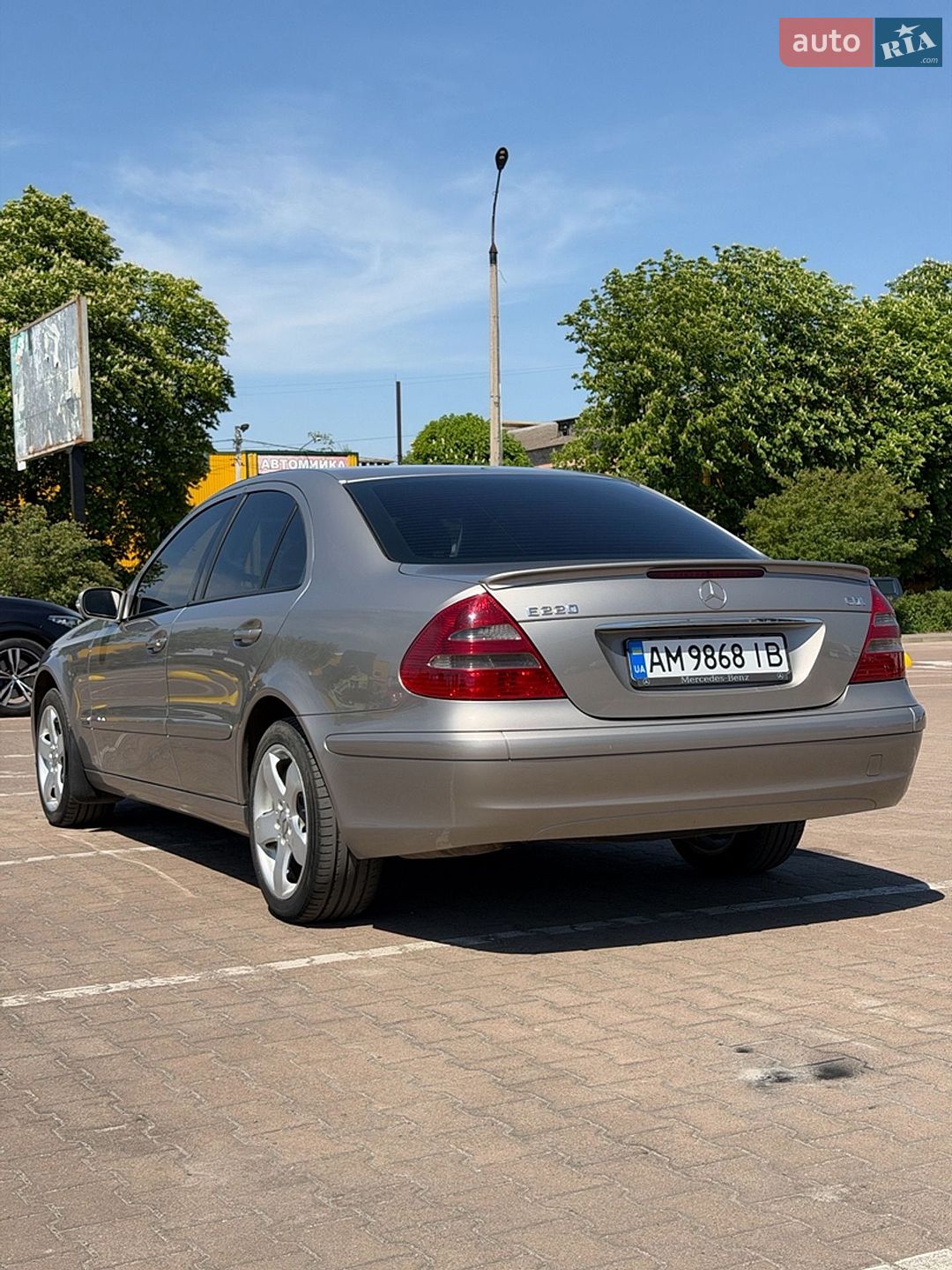 Mercedes-Benz E-Class 2003 VIN WDB2110061A365505 фото оголошення 9 з 19