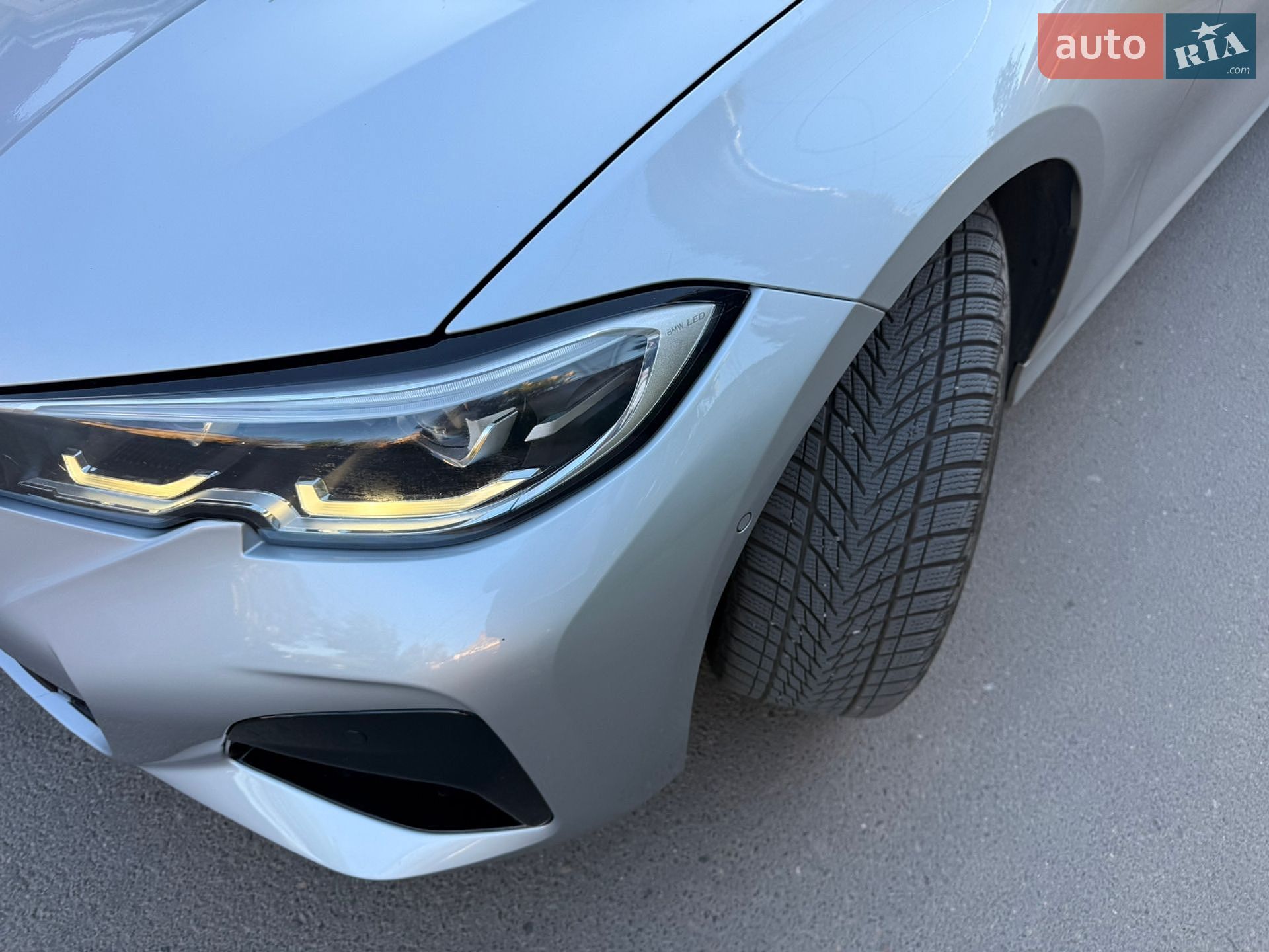 BMW 3 Series 2019 VIN WBA5V5103KAJ58832 фото оголошення 7 з 10