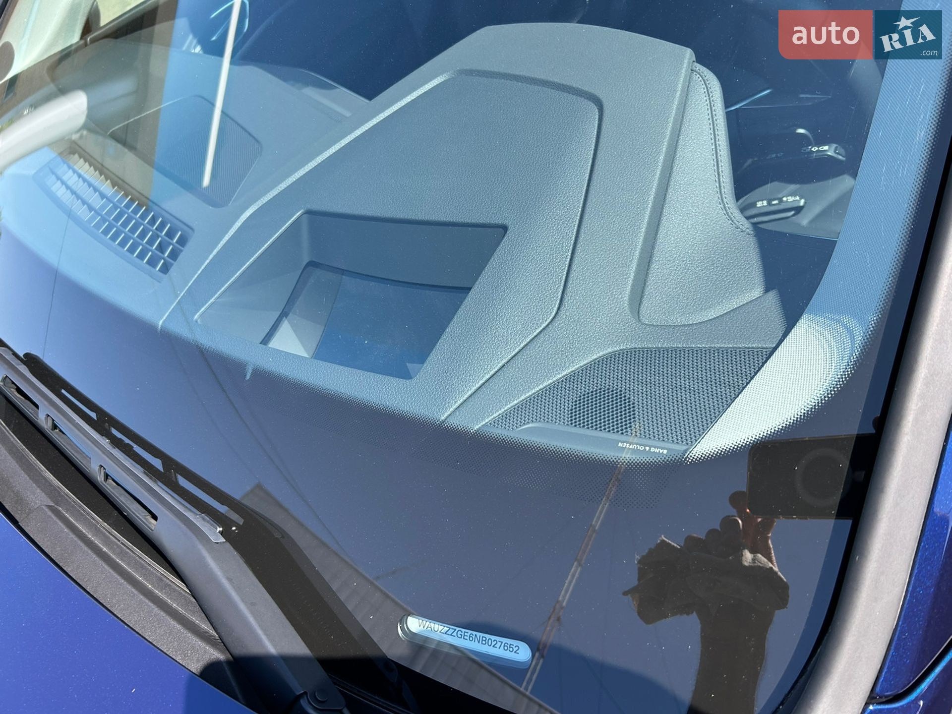 Audi e-tron 2022 VIN WAUZZZGE6NB027652 фото оголошення 8 з 19