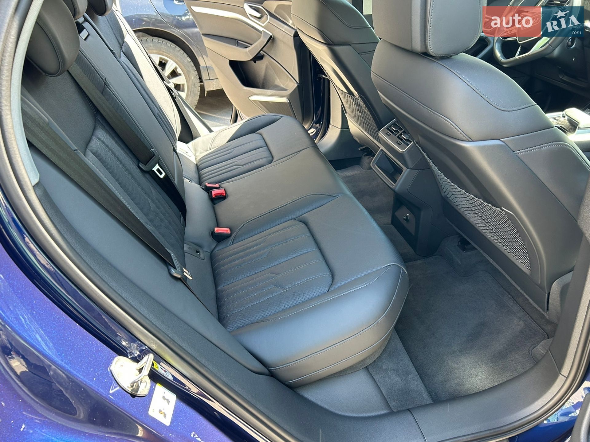 Audi e-tron 2022 VIN WAUZZZGE6NB027652 фото оголошення 18 з 19