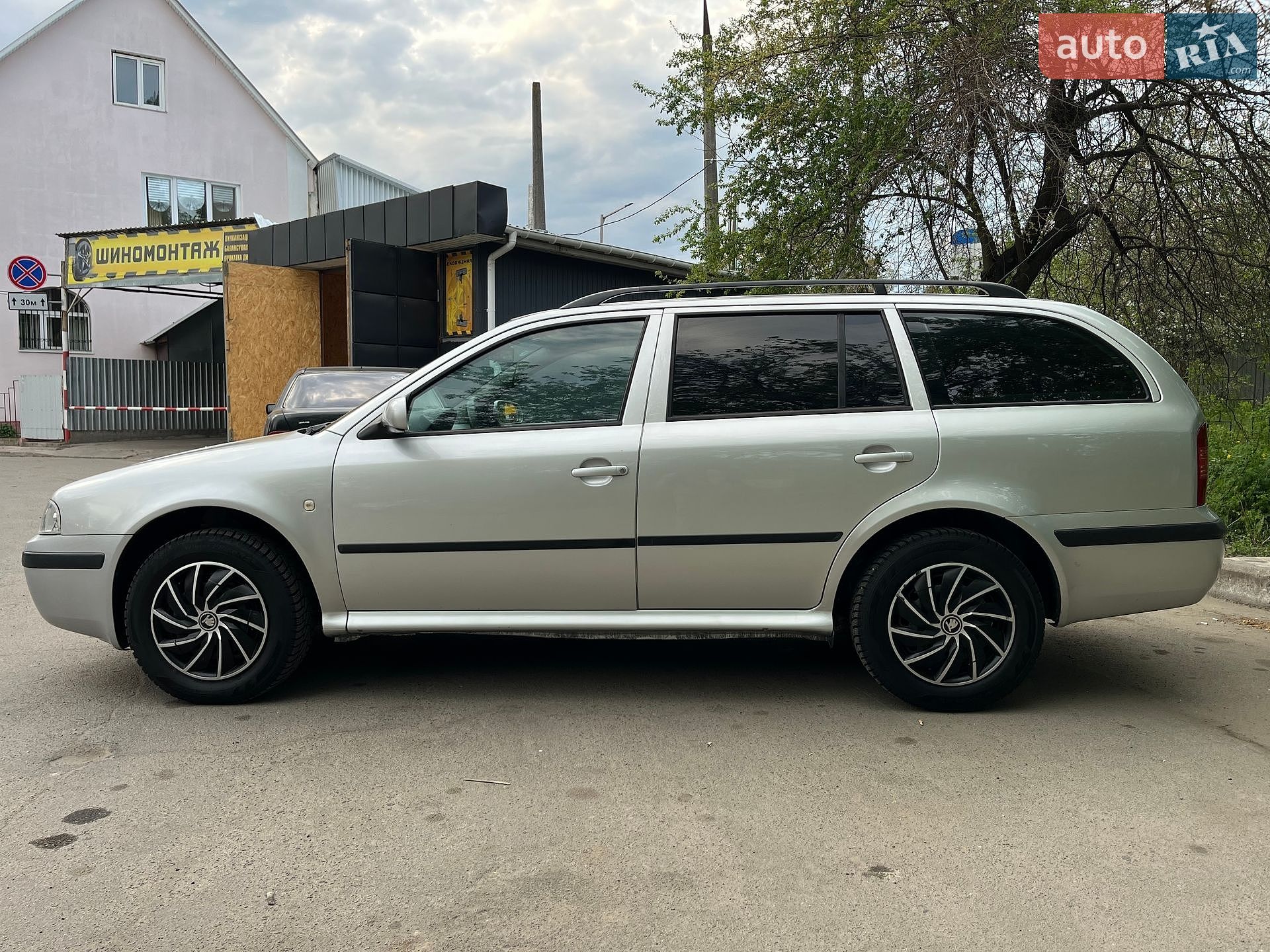 Skoda Octavia 2004 VIN TMBJX21U542901419 фото оголошення 3 з 17