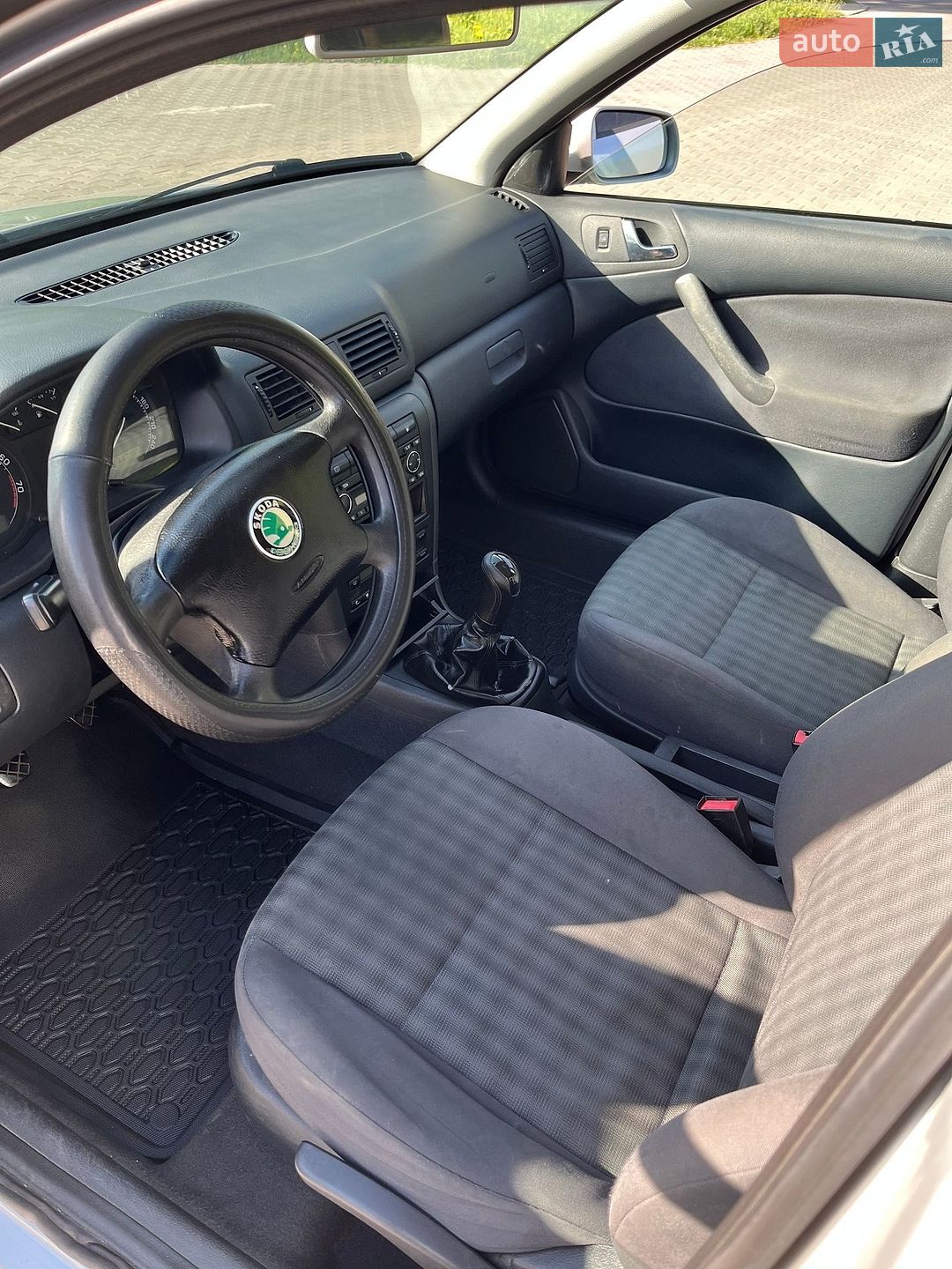 Skoda Octavia 2004 VIN TMBJX21U542901419 фото оголошення 11 з 17