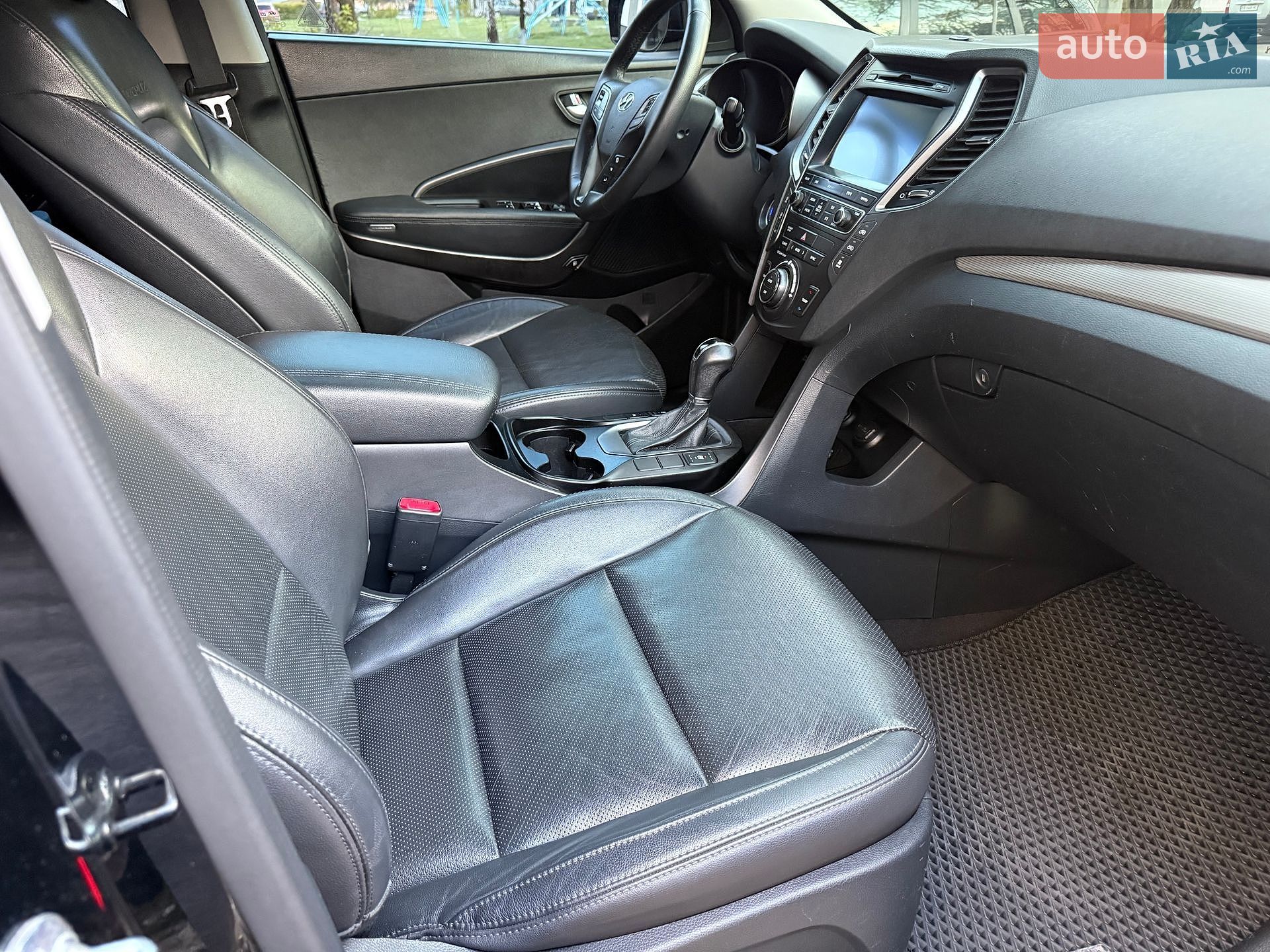 Hyundai Maxcruz 2016 VIN KMHSN81XBGU182430 фото оголошення 12 з 26