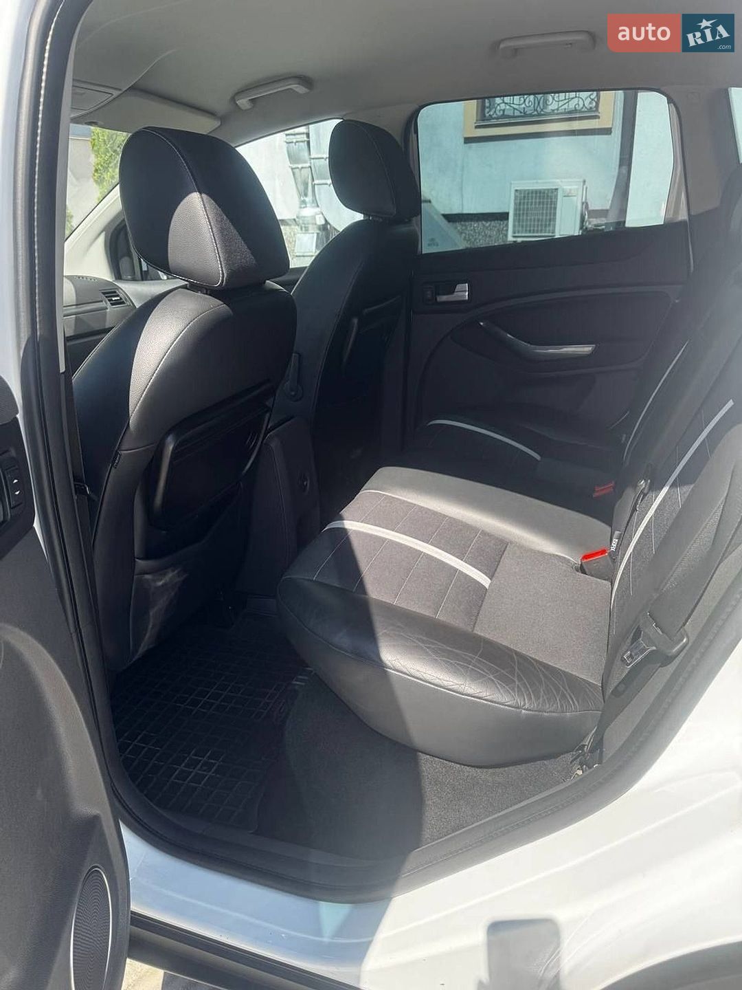 Ford Kuga 2009 VIN WF0RXXGCDR9B44303 фото оголошення 25 з 51