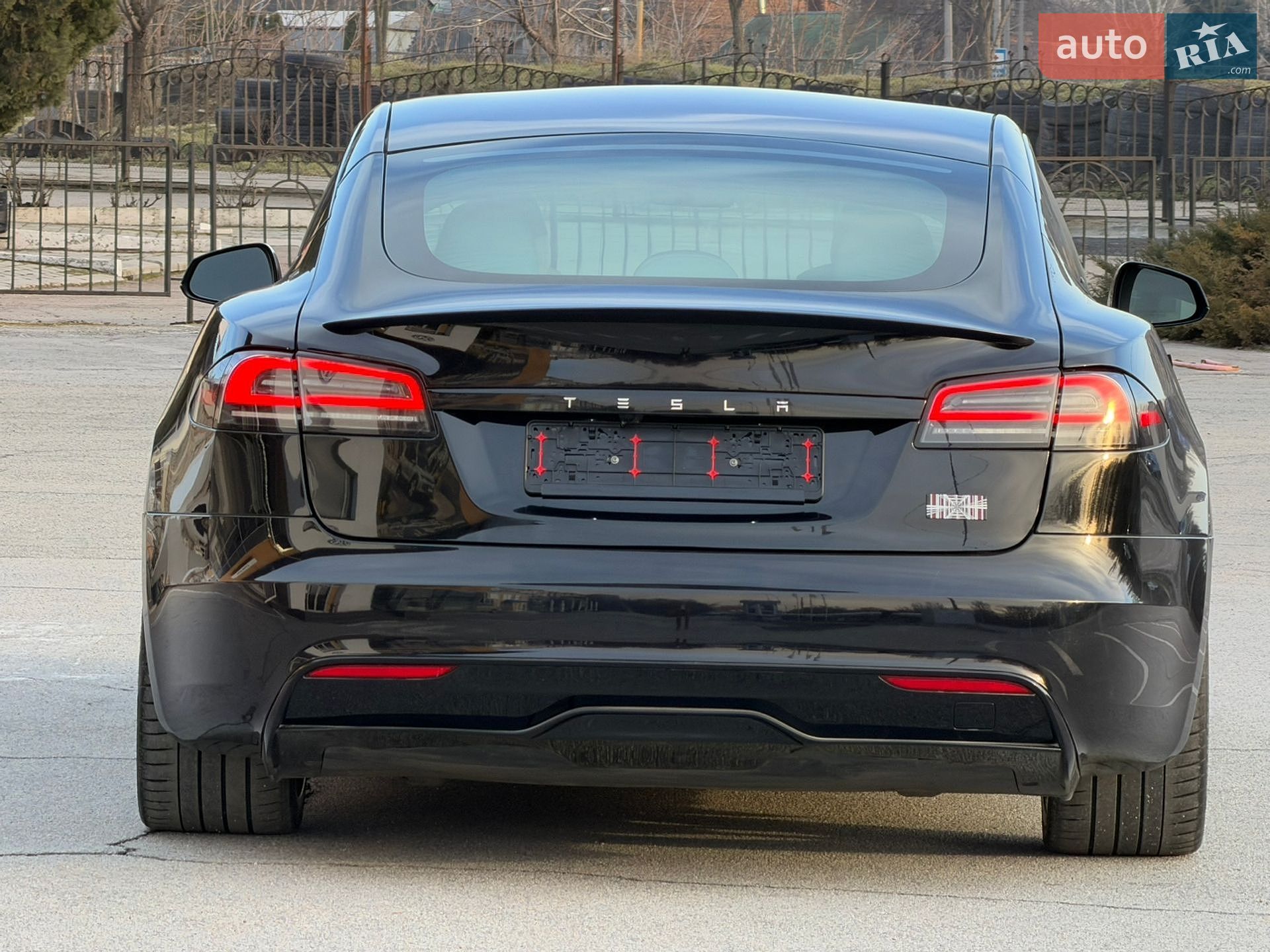 Tesla Model S 2024 VIN 5YJSA1E69RF533097 фото оголошення 5 з 16