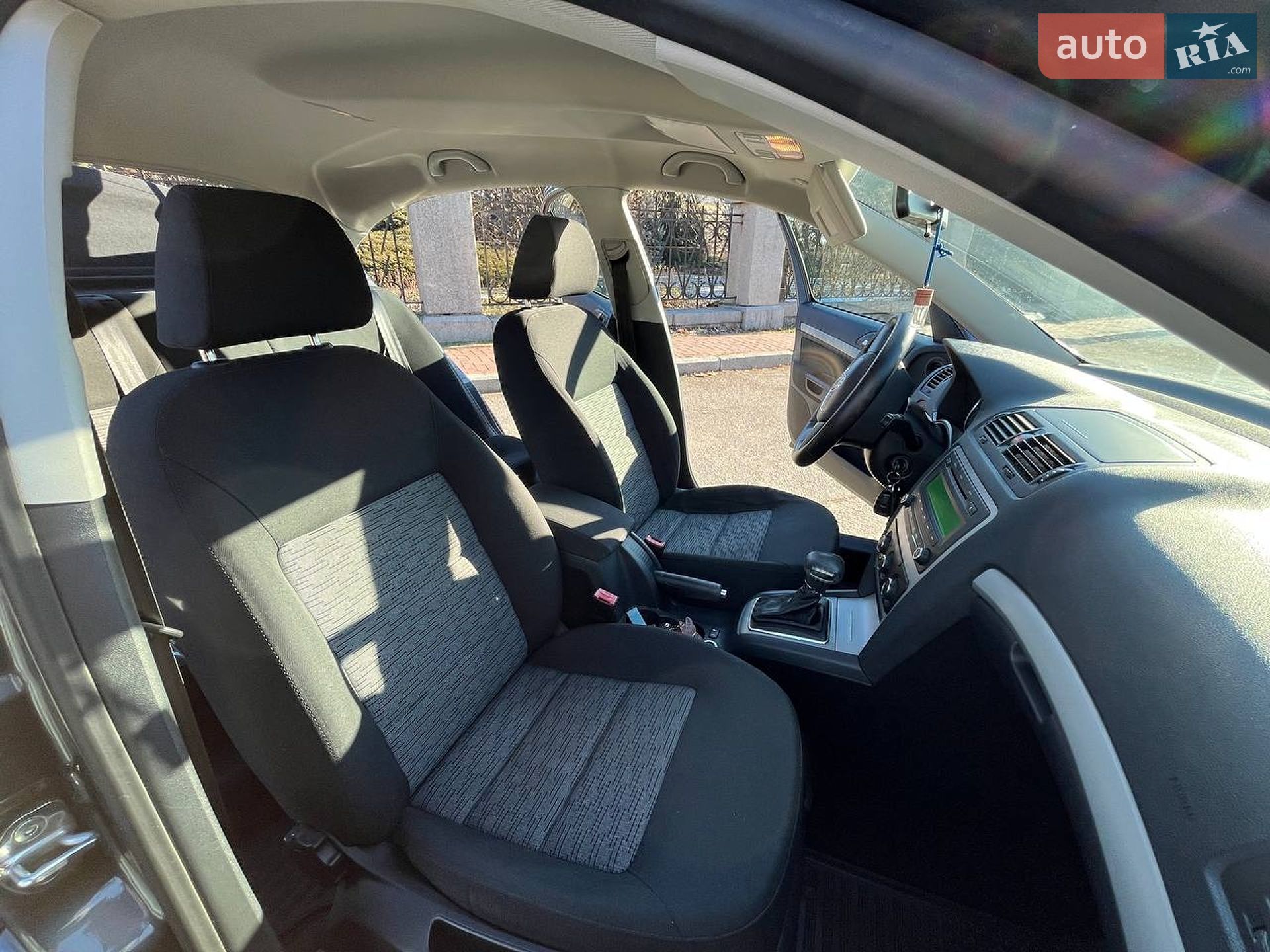 Skoda Octavia 2012 VIN TMBCA41Z3CB158954 фото оголошення 9 з 21