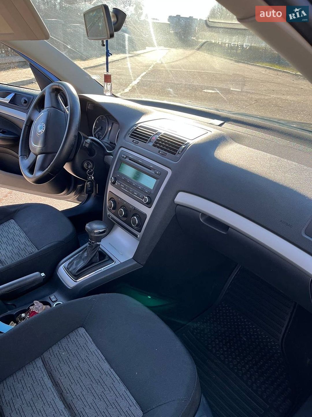 Skoda Octavia 2012 VIN TMBCA41Z3CB158954 фото оголошення 11 з 21
