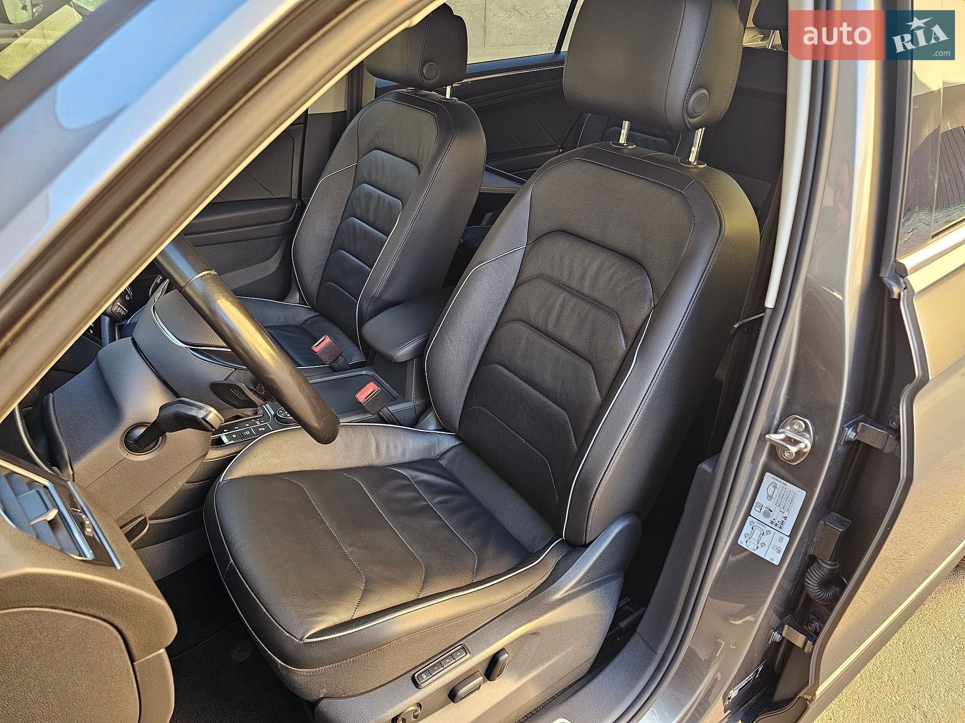Volkswagen Tiguan Allspace 2018 VIN WVGZZZ5NZJM157935 фото оголошення 26 з 58