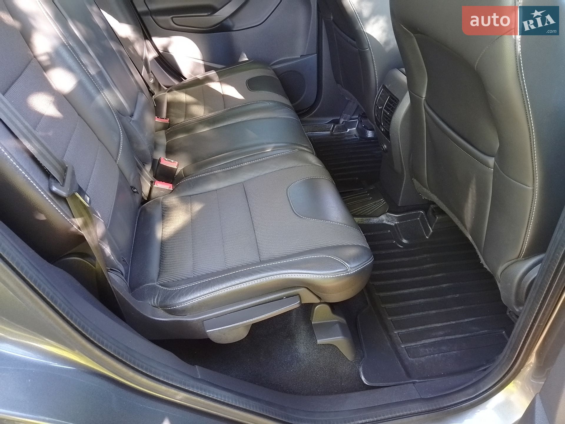Ford Kuga 2016 VIN WF0AXXWPMAGR86284 фото оголошення 18 з 30