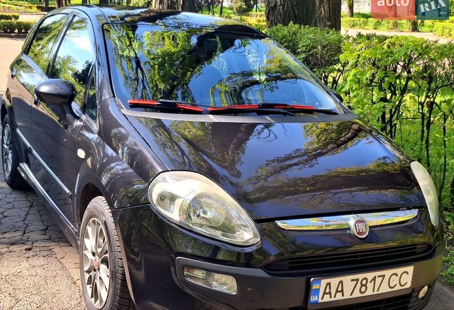 Fiat Punto 2010 VIN ZFA19900000703115 фото оголошення 2 з 13
