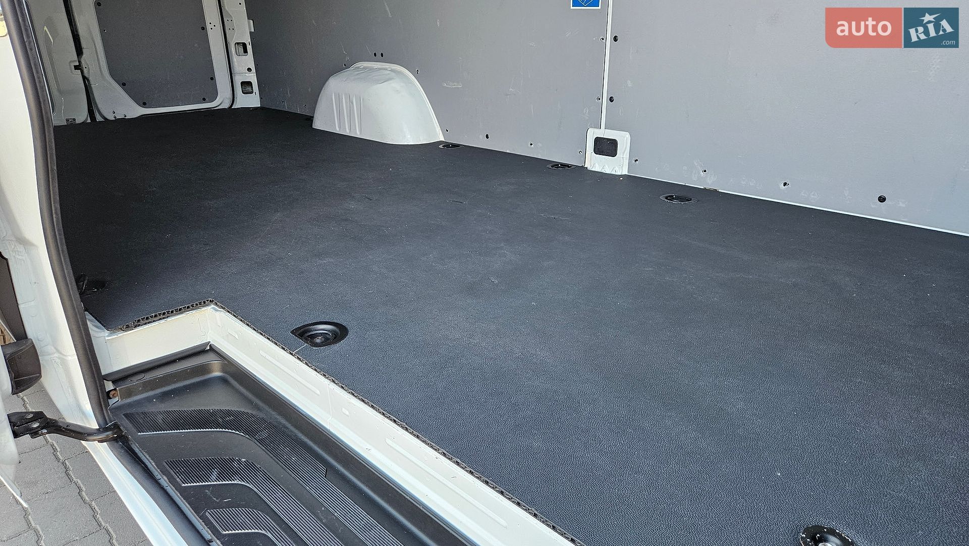 Mercedes-Benz Sprinter 2021 VIN W1V9076351P374645 фото оголошення 12 з 40