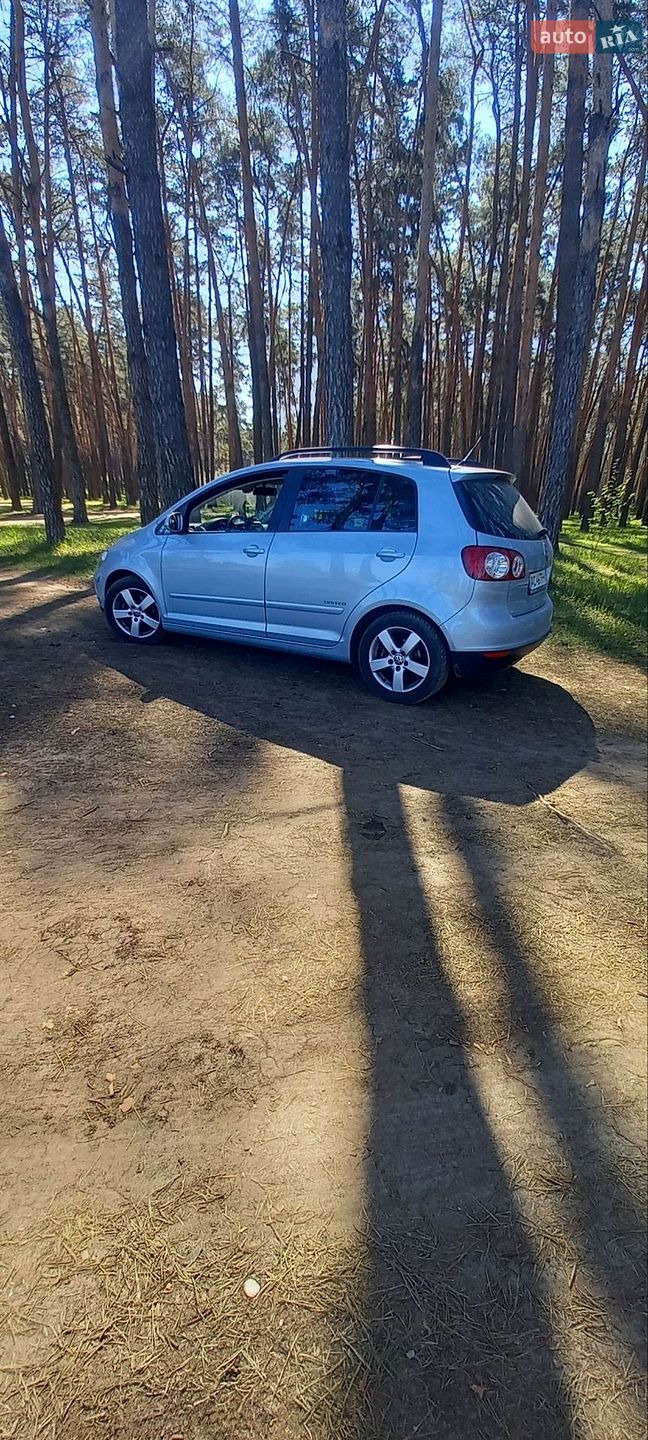 Volkswagen Golf Plus 2008 VIN WVWZZZ1KZ8W600494 фото оголошення 3 з 18