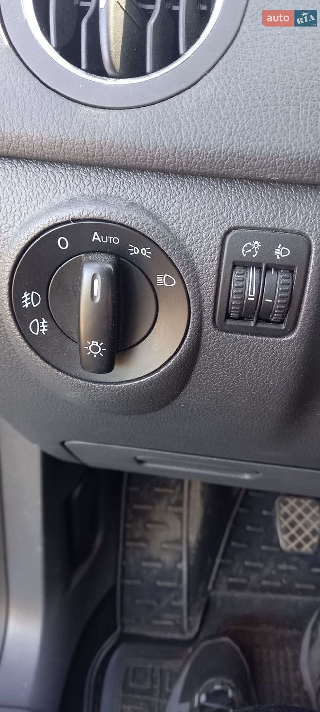 Volkswagen Golf Plus 2008 VIN WVWZZZ1KZ8W600494 фото оголошення 15 з 18