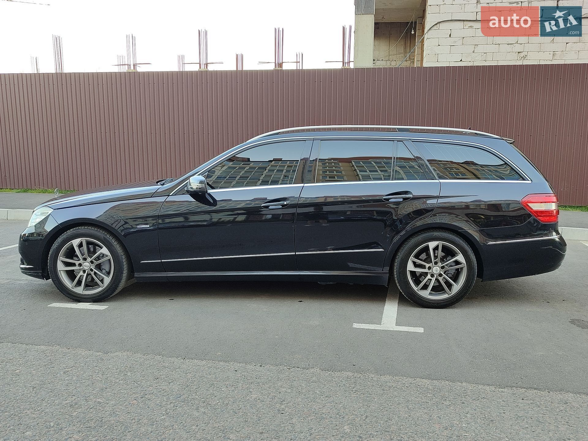 Mercedes-Benz E-Class 2010 VIN WDD2122251A159154 фото оголошення 4 з 28
