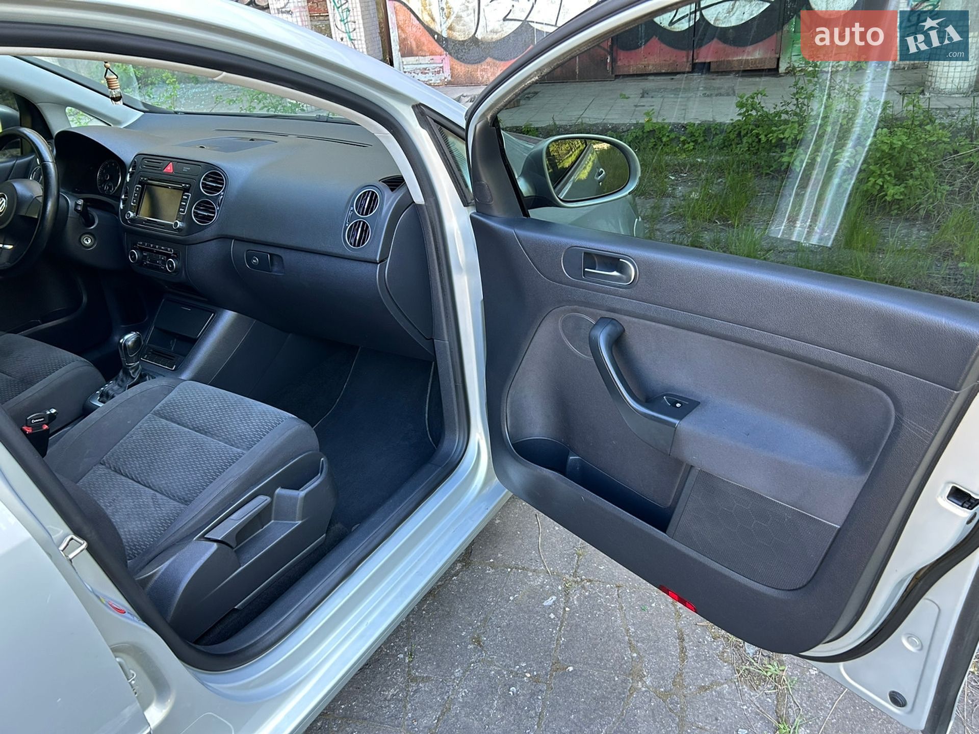 Volkswagen Golf Plus 2011 VIN WVWZZZ1KZCW518225 фото оголошення 17 з 41