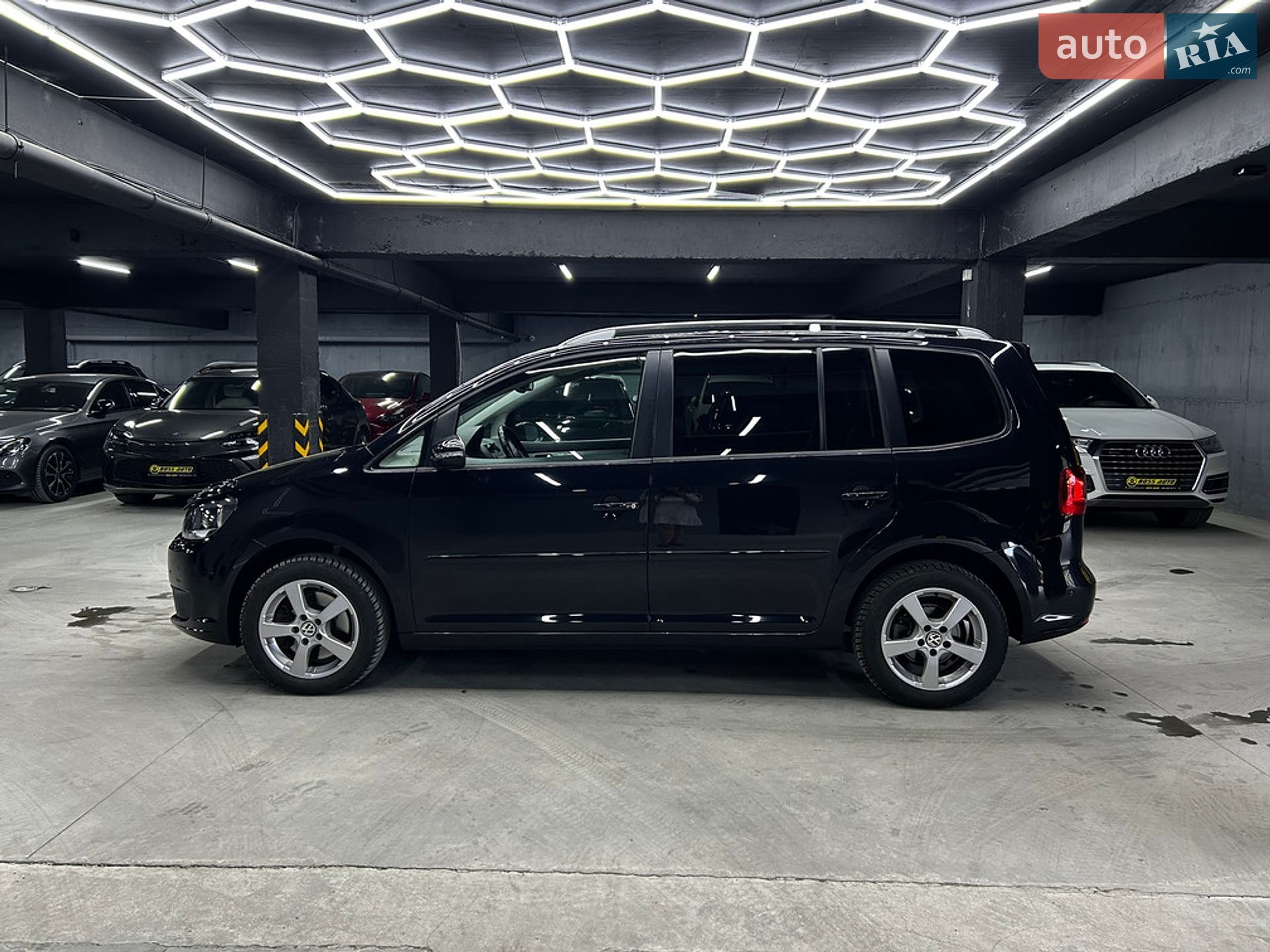 Volkswagen Touran 2013 VIN WVGZZZ1TZEW002294 фото оголошення 6 з 25