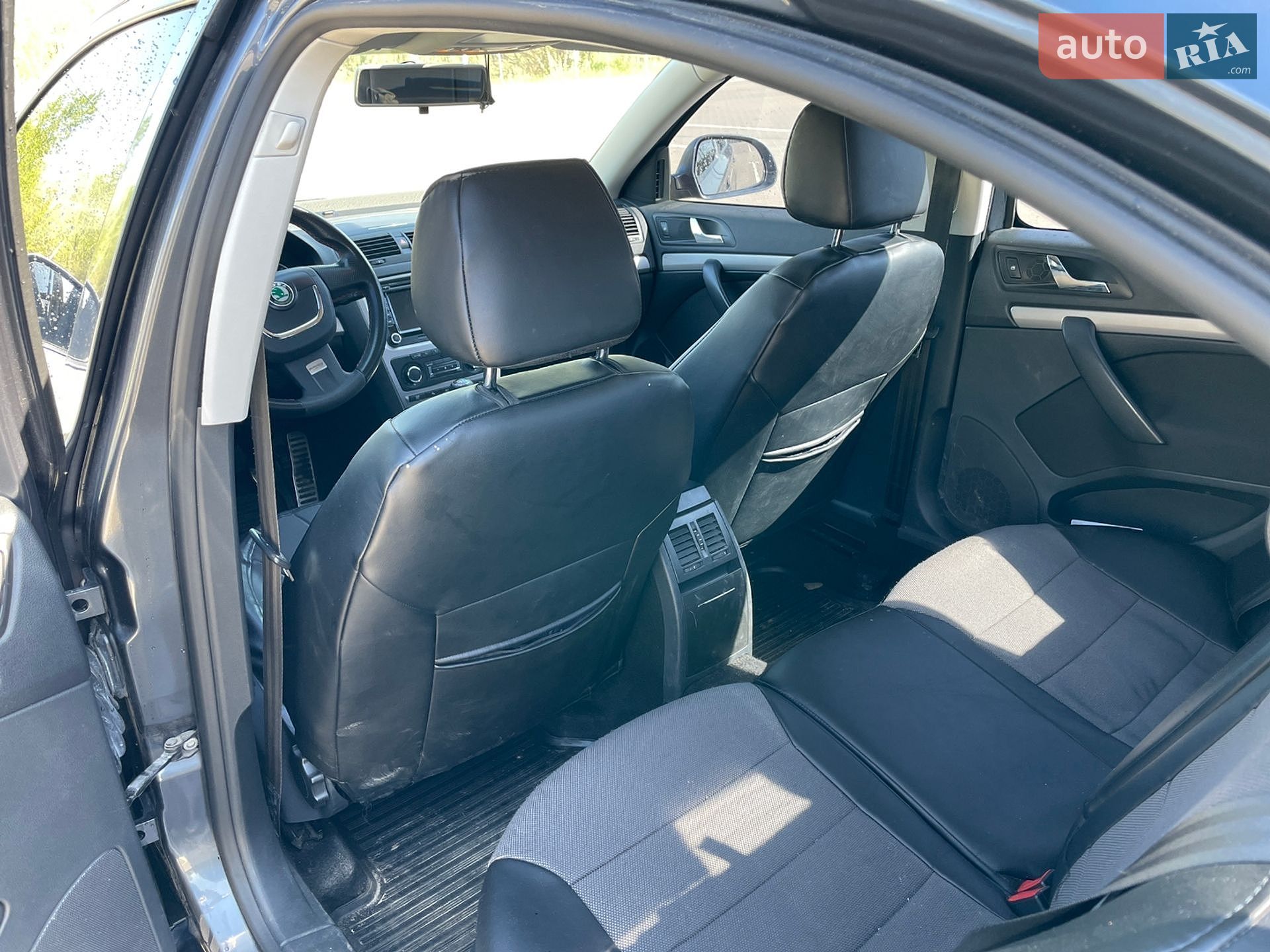Skoda Octavia 2012 VIN Y6UBK41Z9CB156733 фото оголошення 4 з 41