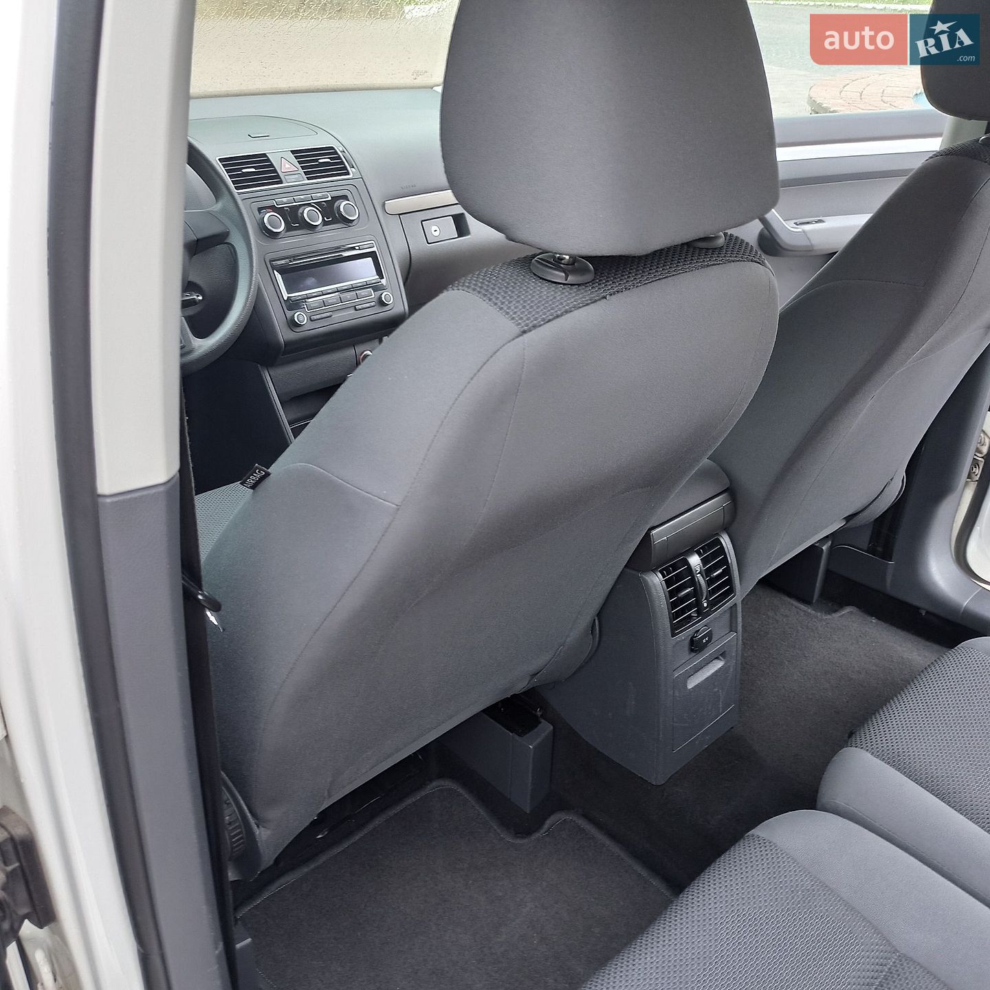 Volkswagen Touran 2011 VIN WVGZZZ1TZCW066091 фото оголошення 32 з 66