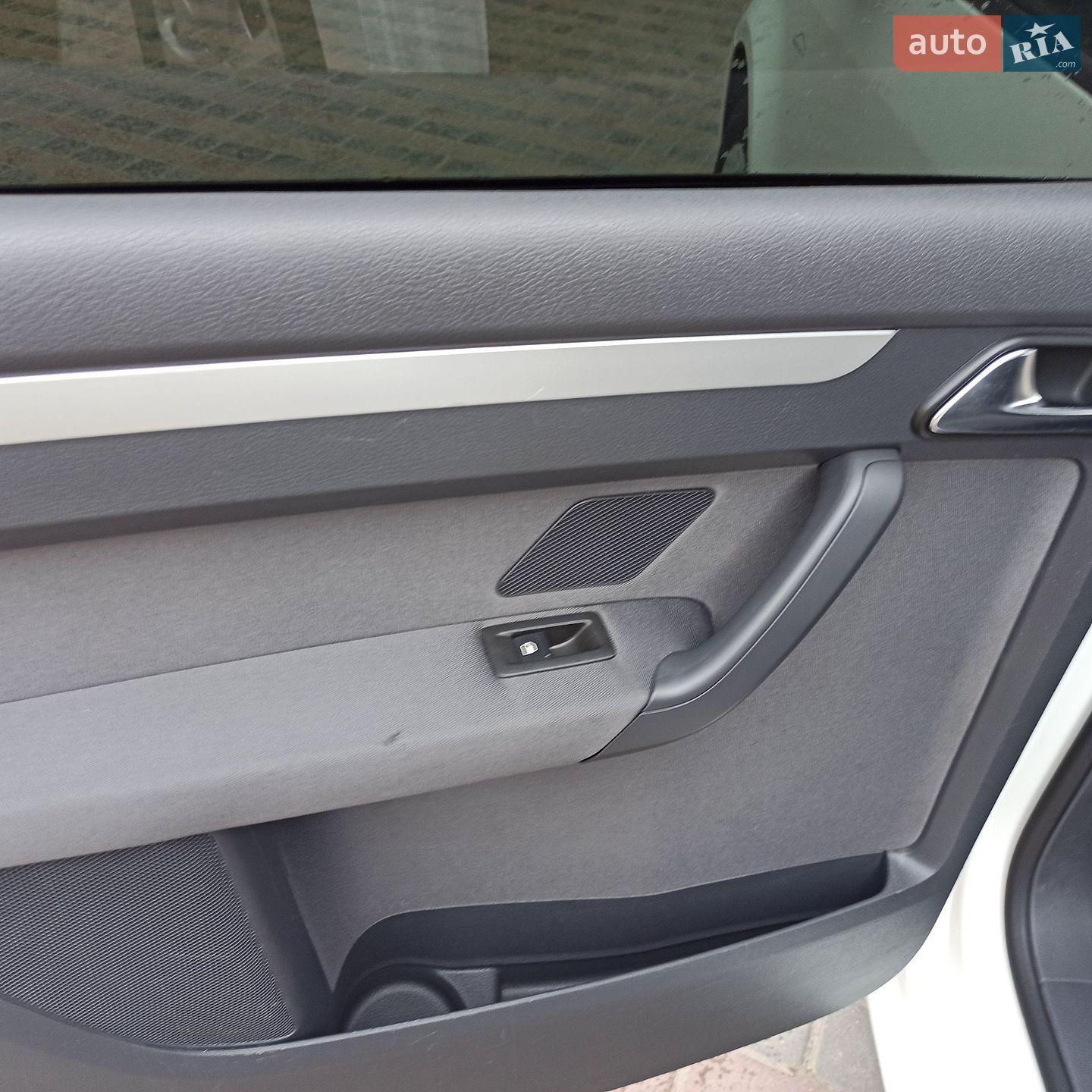 Volkswagen Touran 2011 VIN WVGZZZ1TZCW066091 фото оголошення 31 з 66