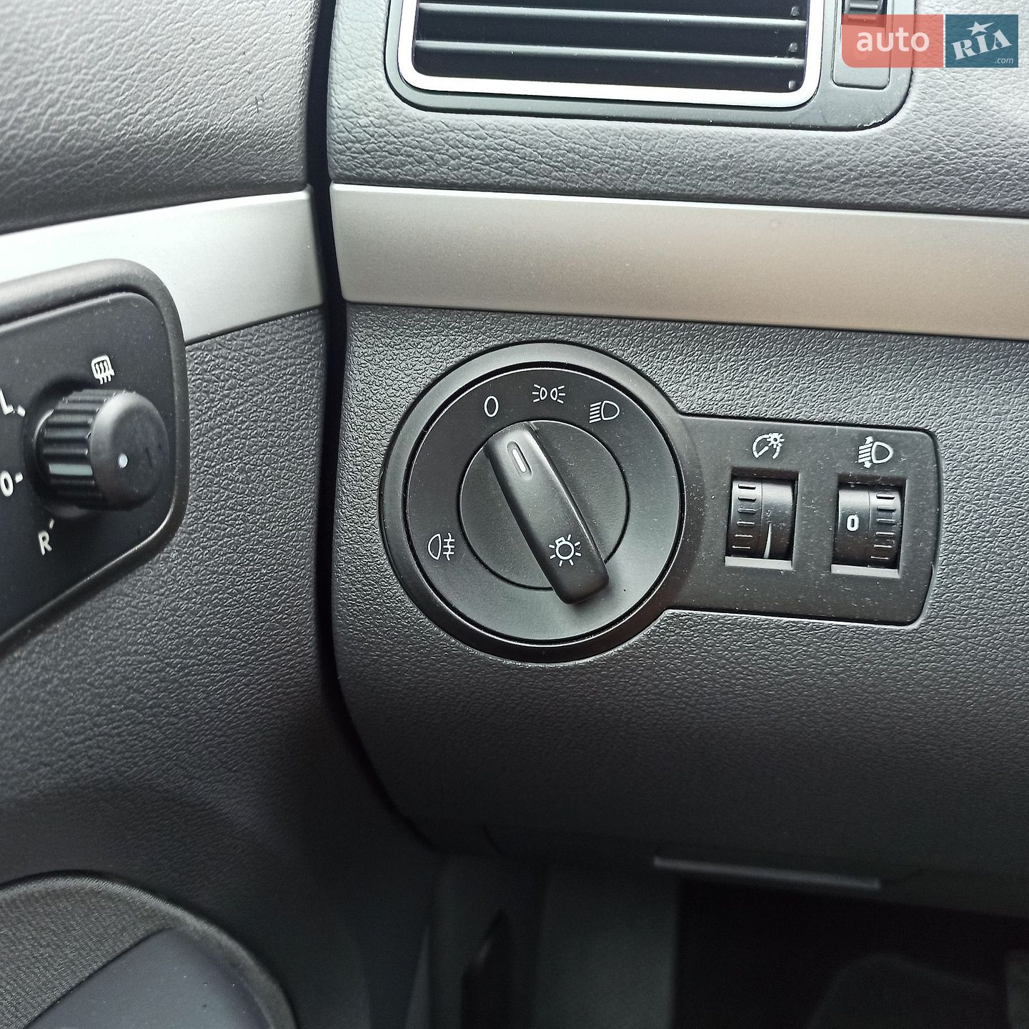 Volkswagen Touran 2011 VIN WVGZZZ1TZCW066091 фото оголошення 53 з 66