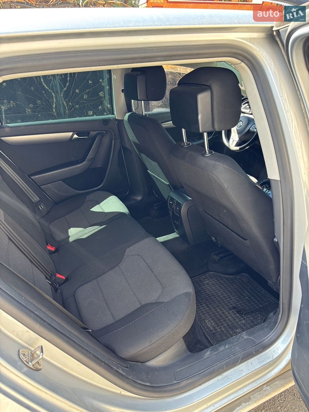 Volkswagen Passat 2014 VIN WVWZZZ3CZFE055173 фото оголошення 7 з 18