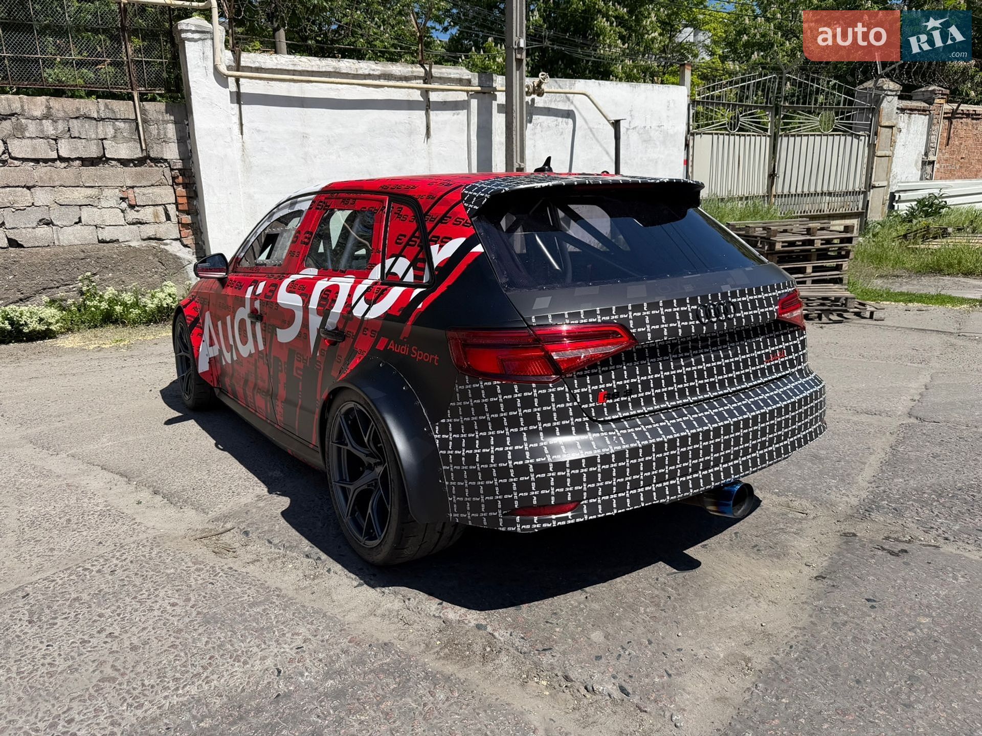 Audi RS3 2019 VIN WUAZZZ8V9KA900977 фото оголошення 11 з 33