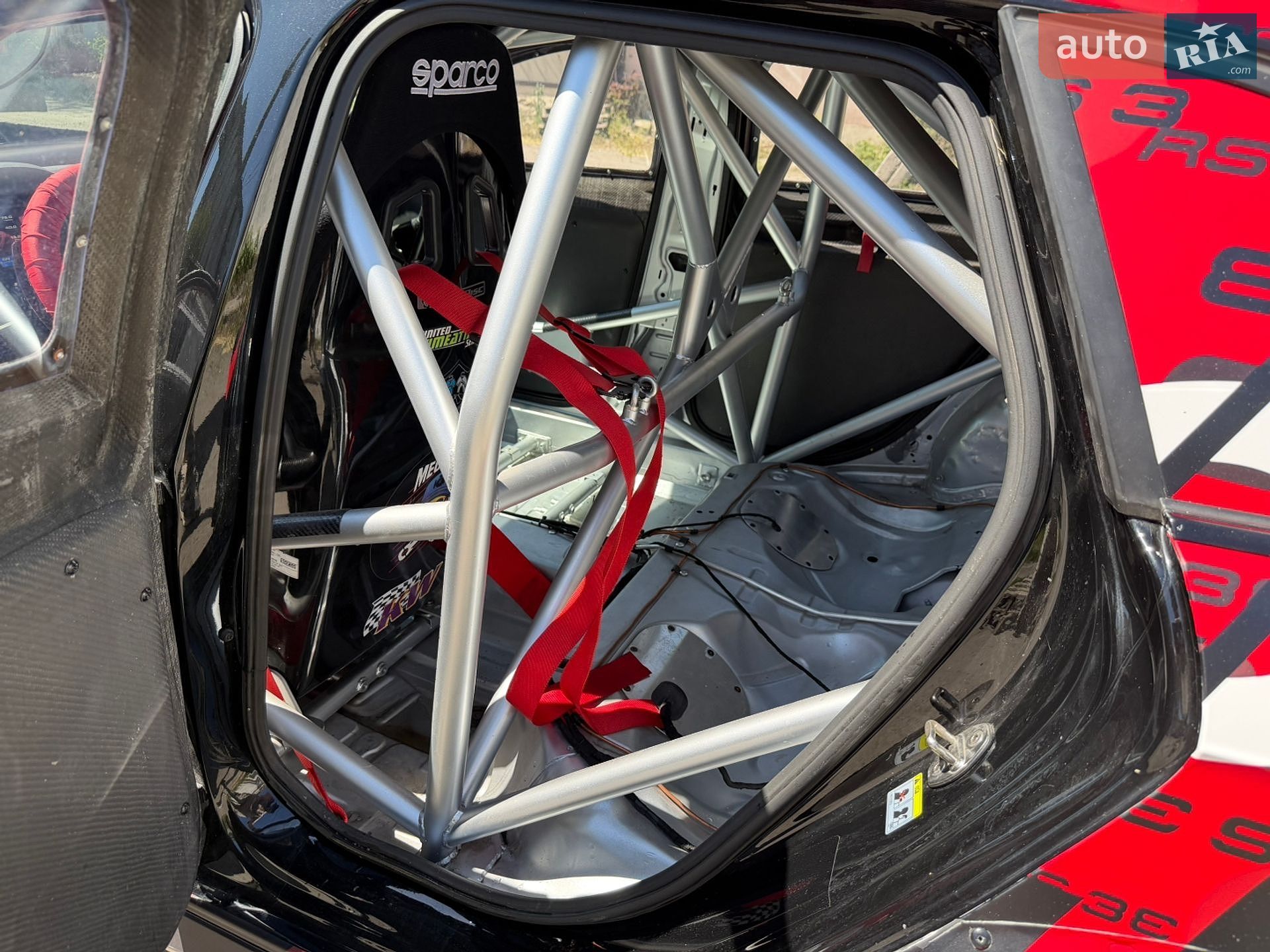 Audi RS3 2019 VIN WUAZZZ8V9KA900977 фото оголошення 16 з 33