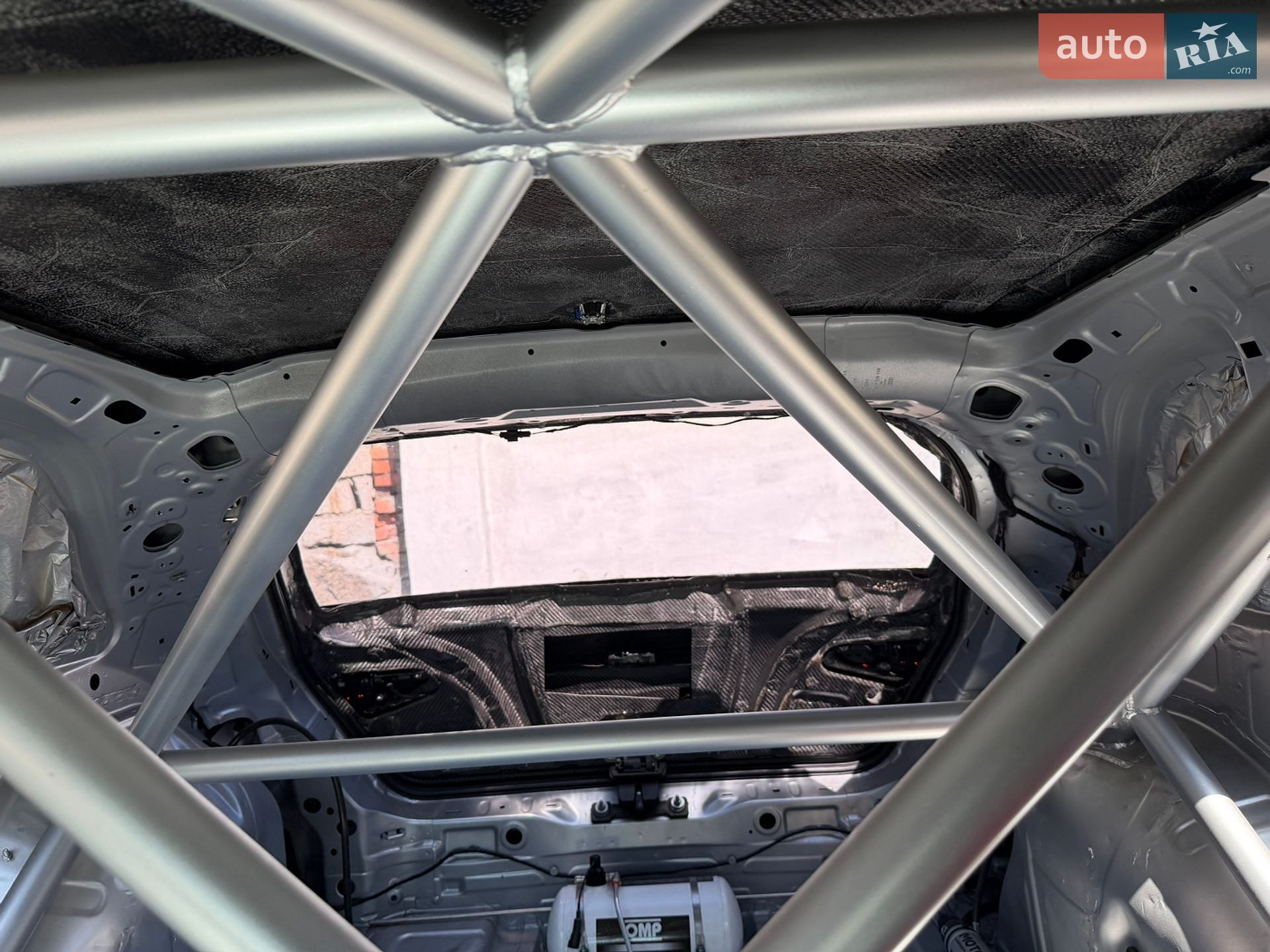 Audi RS3 2019 VIN WUAZZZ8V9KA900977 фото оголошення 17 з 33