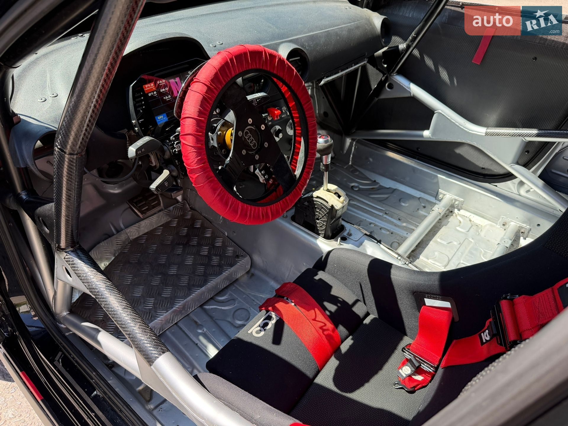 Audi RS3 2019 VIN WUAZZZ8V9KA900977 фото оголошення 23 з 33