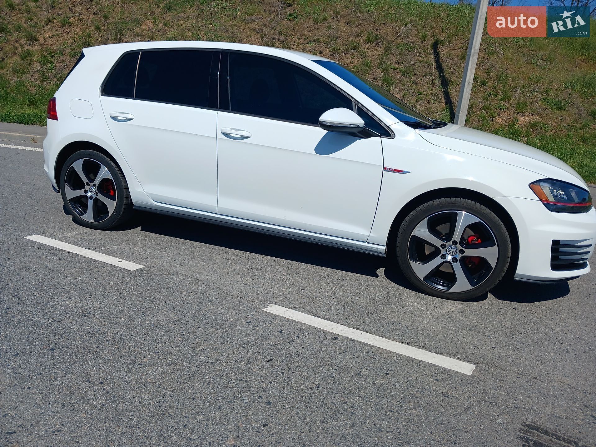 Volkswagen Golf GTI 2015 VIN 3VW4T7AU3FM100891 фото оголошення 7 з 25