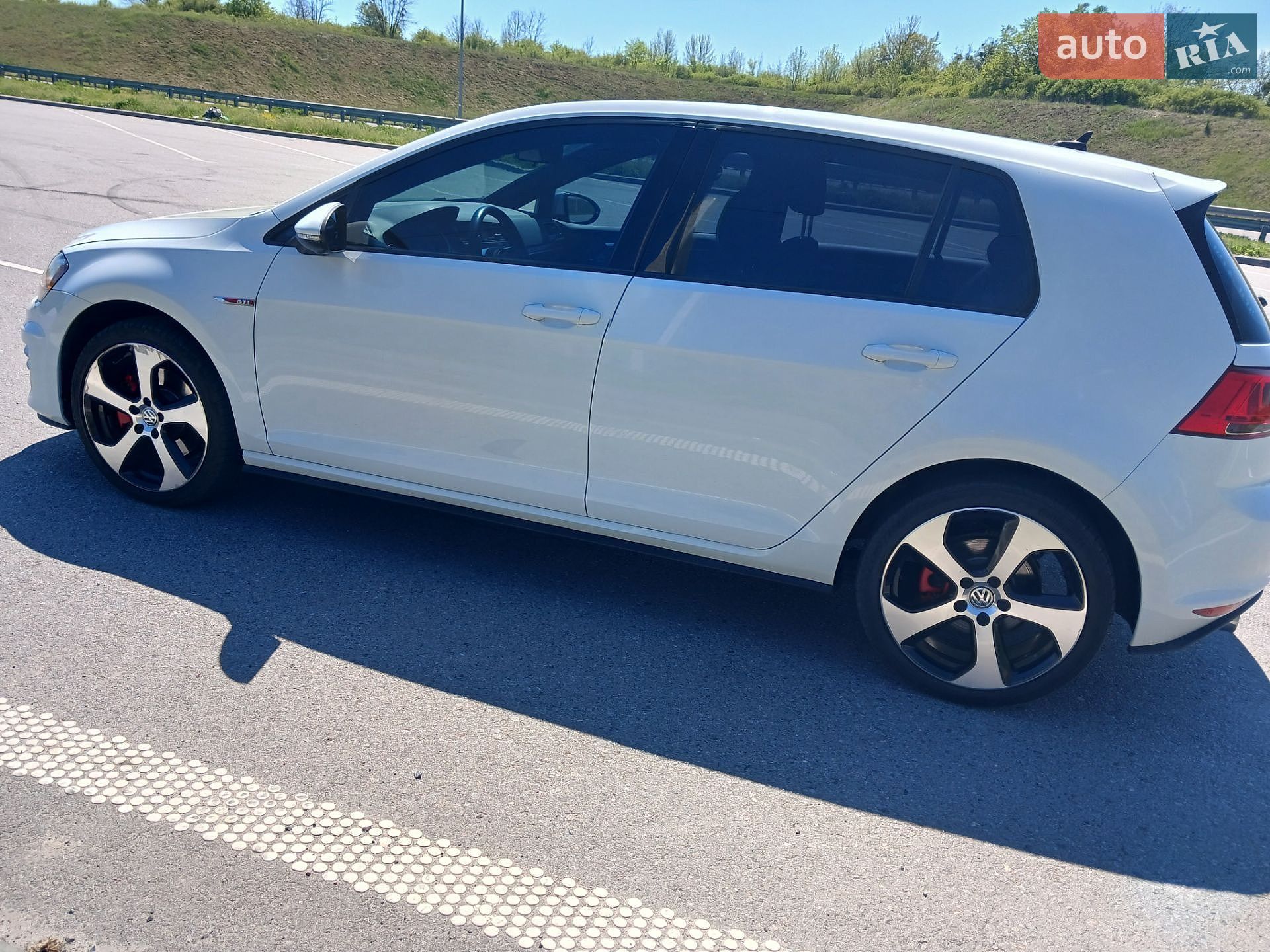 Volkswagen Golf GTI 2015 VIN 3VW4T7AU3FM100891 фото оголошення 21 з 25