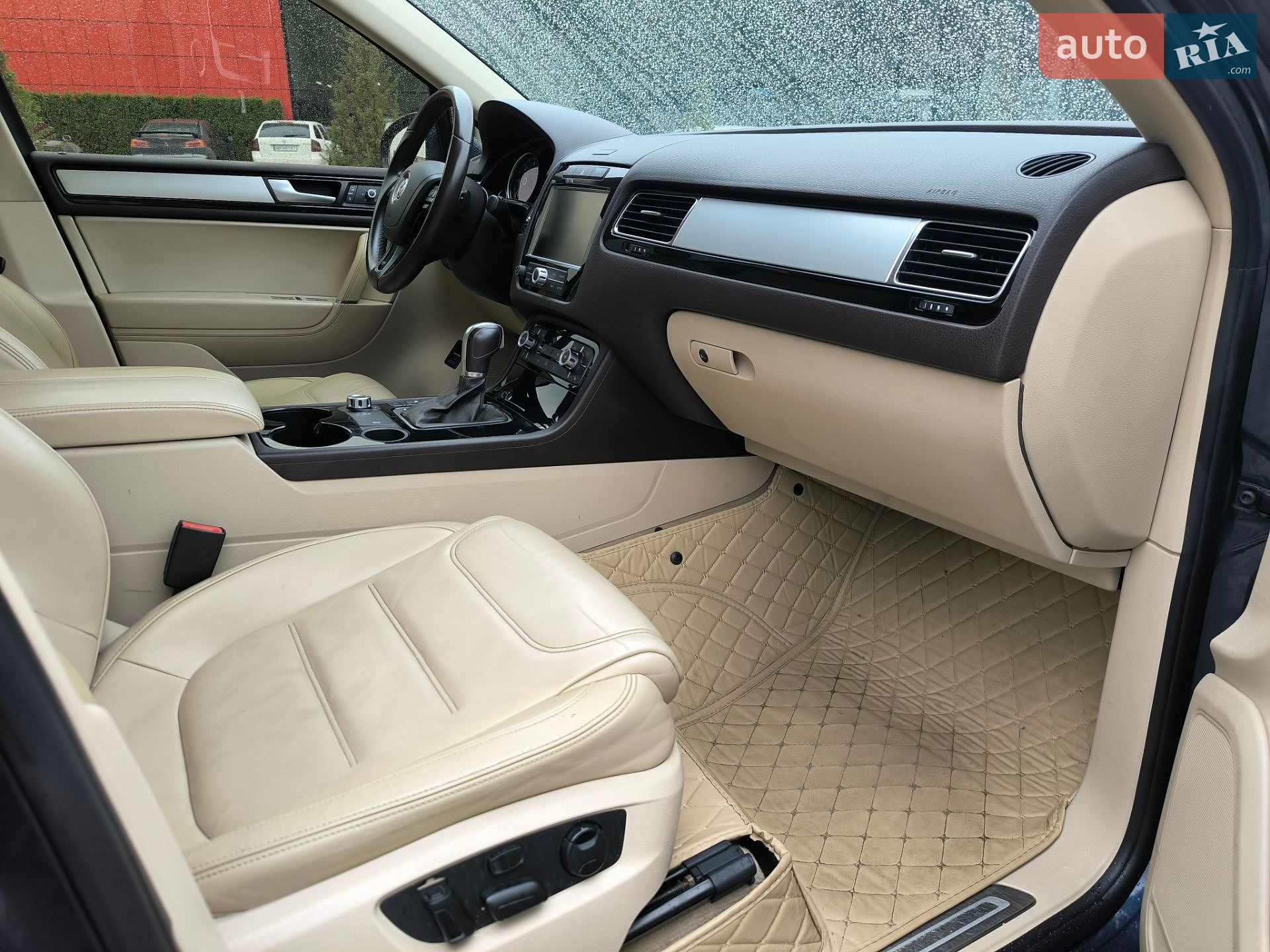 Volkswagen Touareg 2014 VIN WVGZZZ7PZED044873 фото оголошення 46 з 118