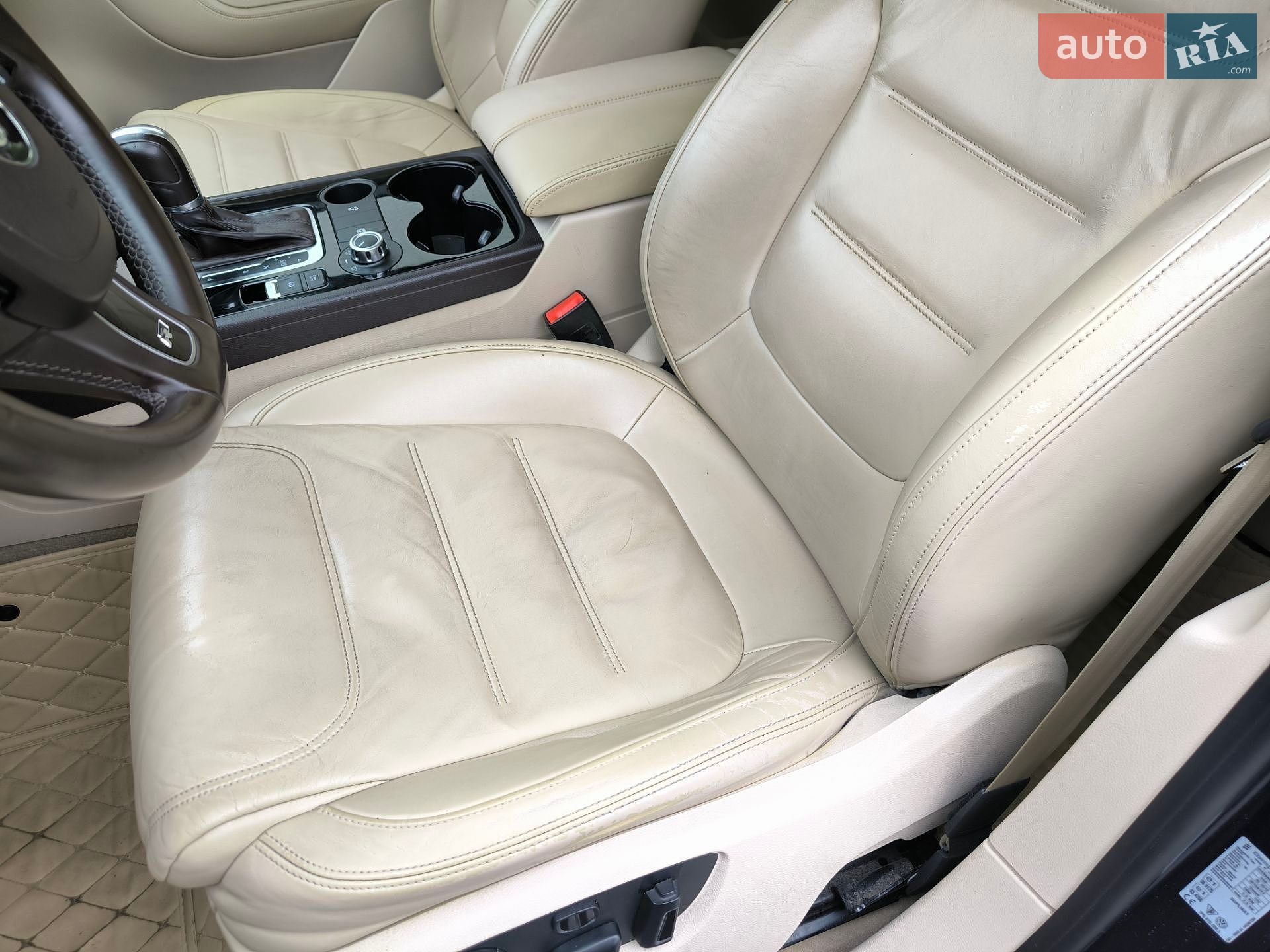 Volkswagen Touareg 2014 VIN WVGZZZ7PZED044873 фото оголошення 44 з 118