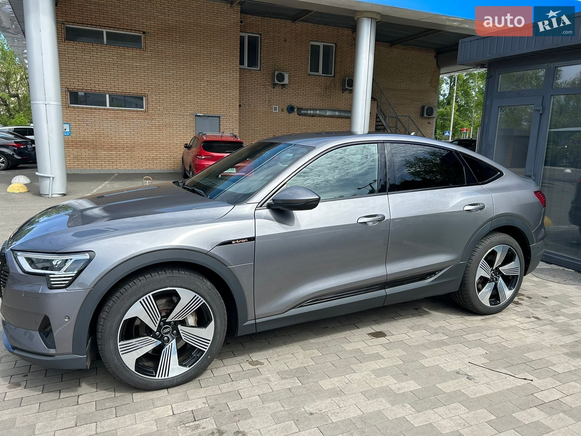 Audi e-tron Sportback 2022 VIN WAUZZZGE6PB013060 фото оголошення 27 з 28