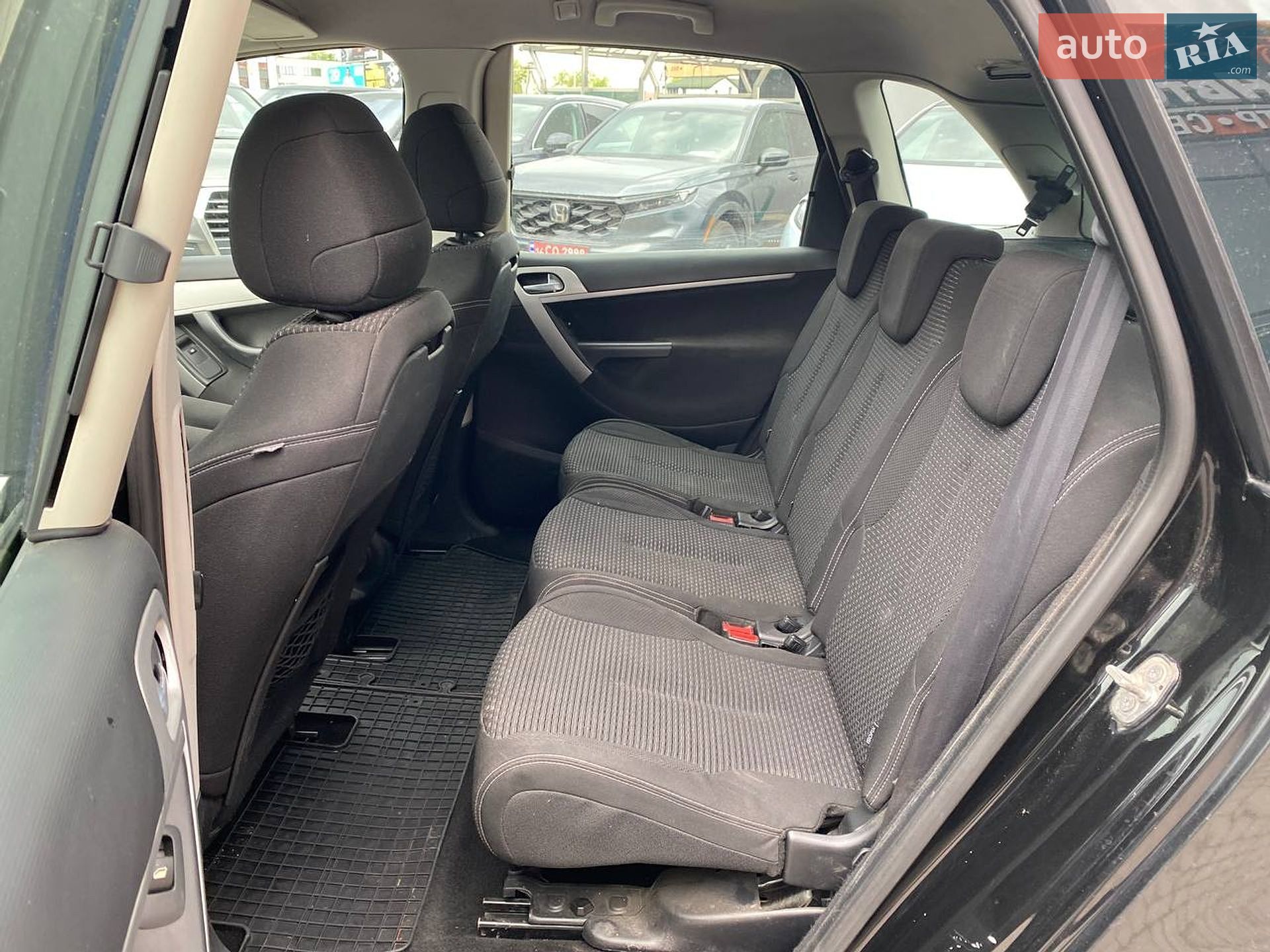 Citroen C4 Picasso 2011 VIN VF7UD9HR8BJ669639 фото оголошення 17 з 23