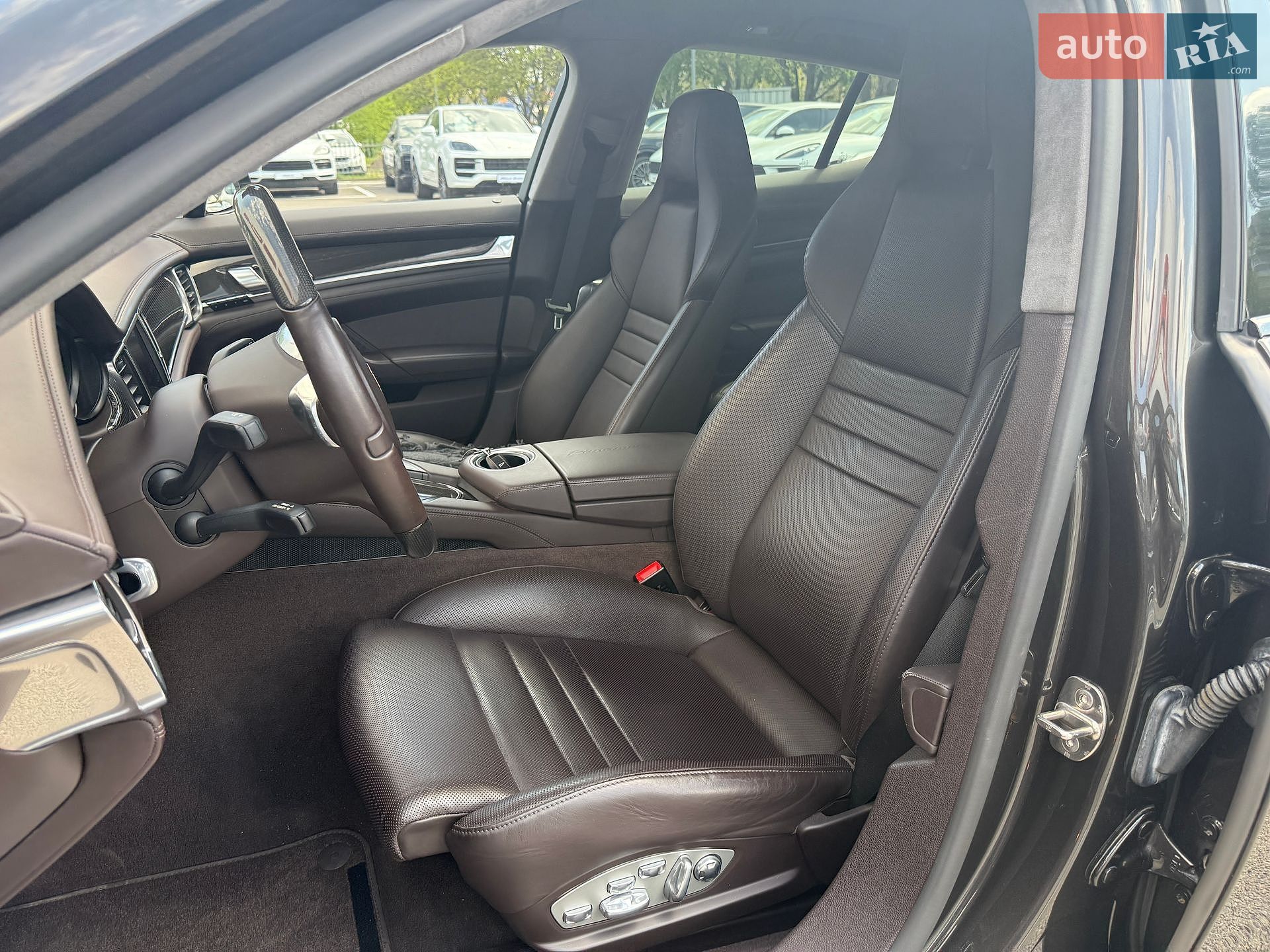 Porsche Panamera 2013 VIN WP0ZZZ97ZEL080238 фото оголошення 13 з 39