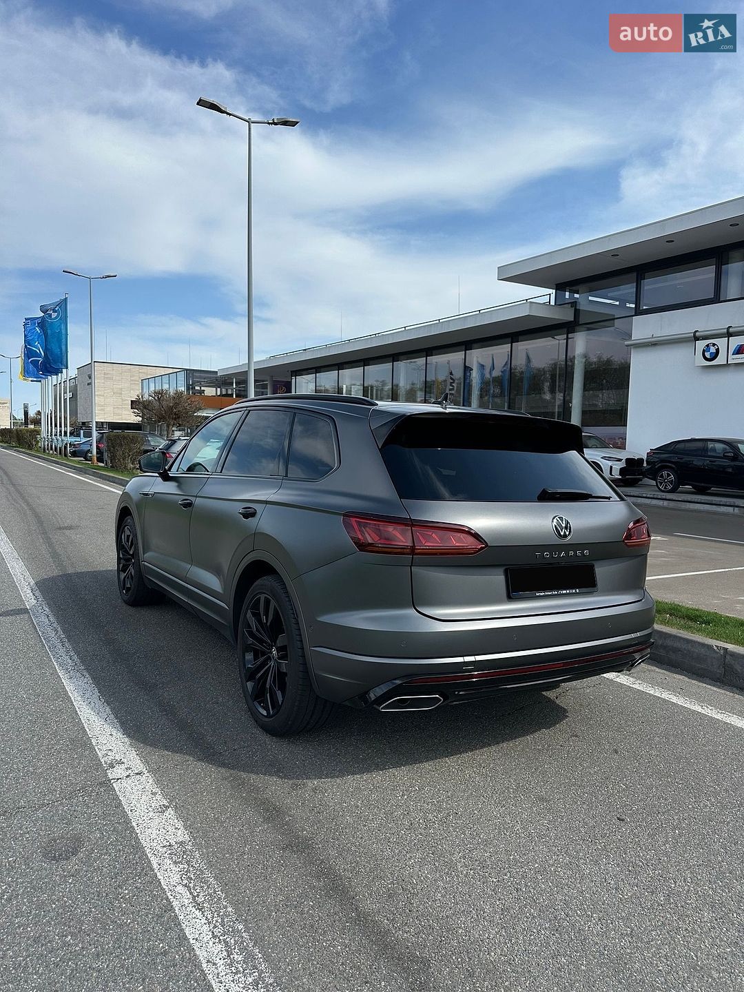 Volkswagen Touareg 2023 VIN WVGZZZCR8PD028476 фото оголошення 16 з 38