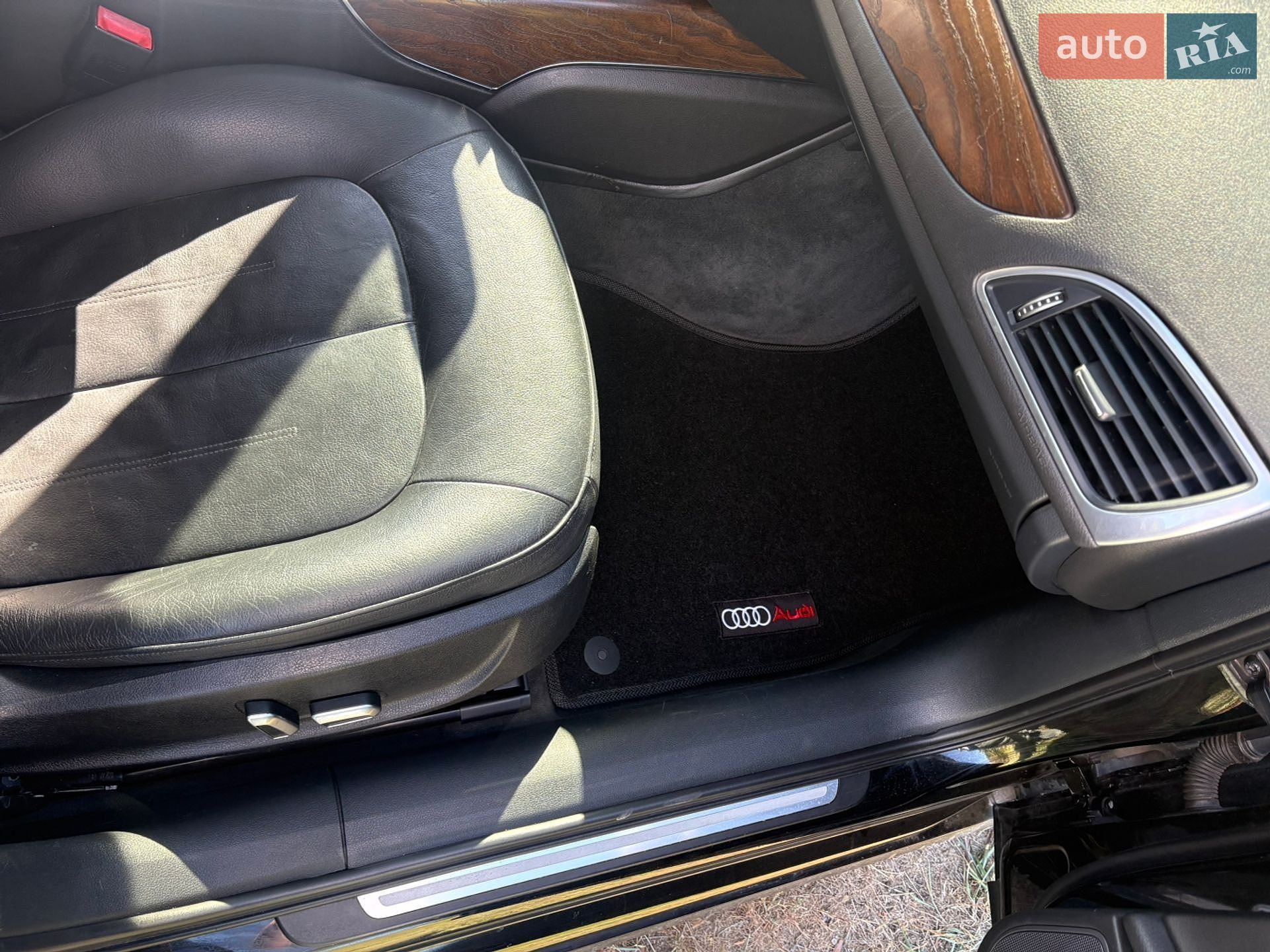 Audi A6 2015 VIN WAUCFAFC8GN115183 фото оголошення 29 з 40