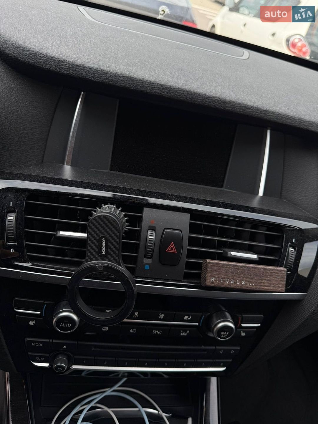 BMW X3 2016 VIN WBAWX310900L75047 фото оголошення 15 з 26
