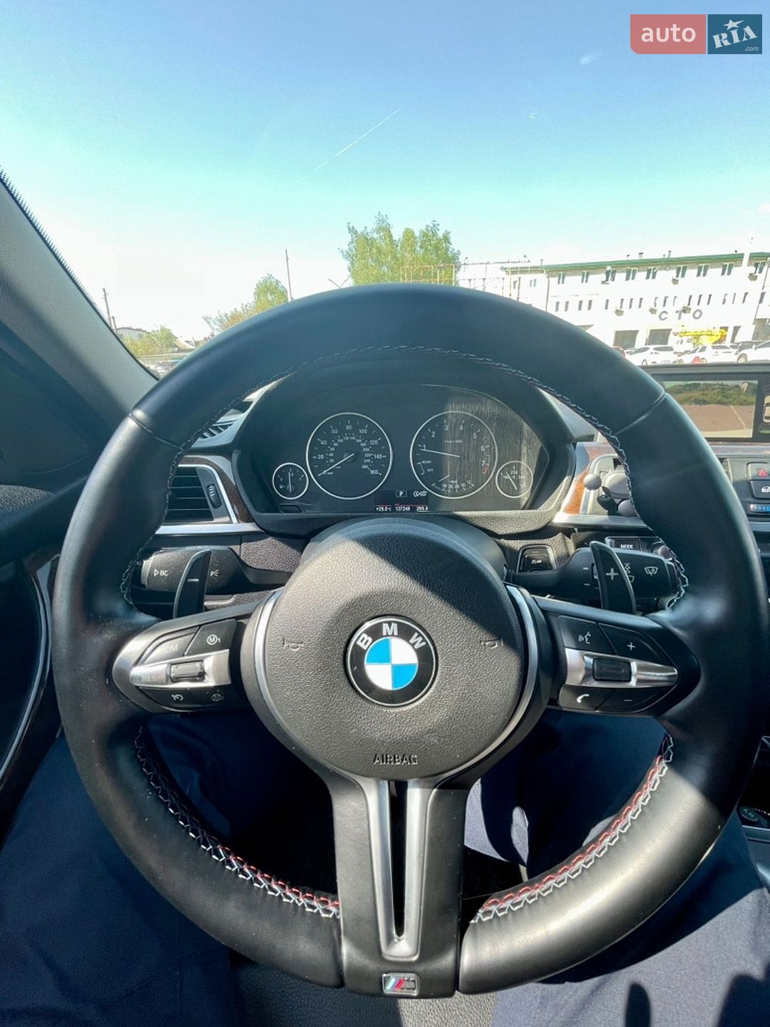 BMW 3 Series 2016 VIN WBA8E5G54GNT95068 фото оголошення 10 з 17
