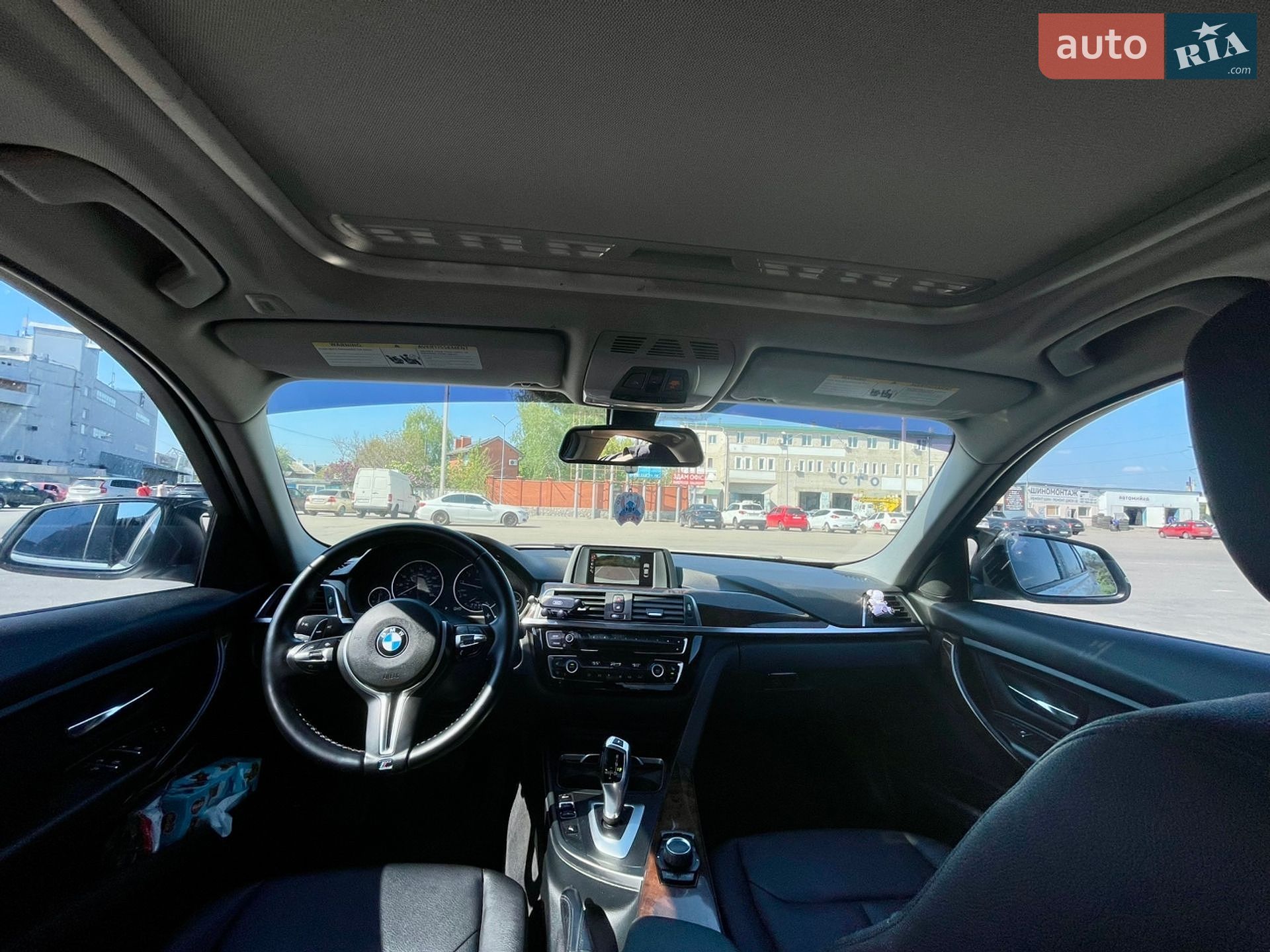 BMW 3 Series 2016 VIN WBA8E5G54GNT95068 фото оголошення 13 з 17
