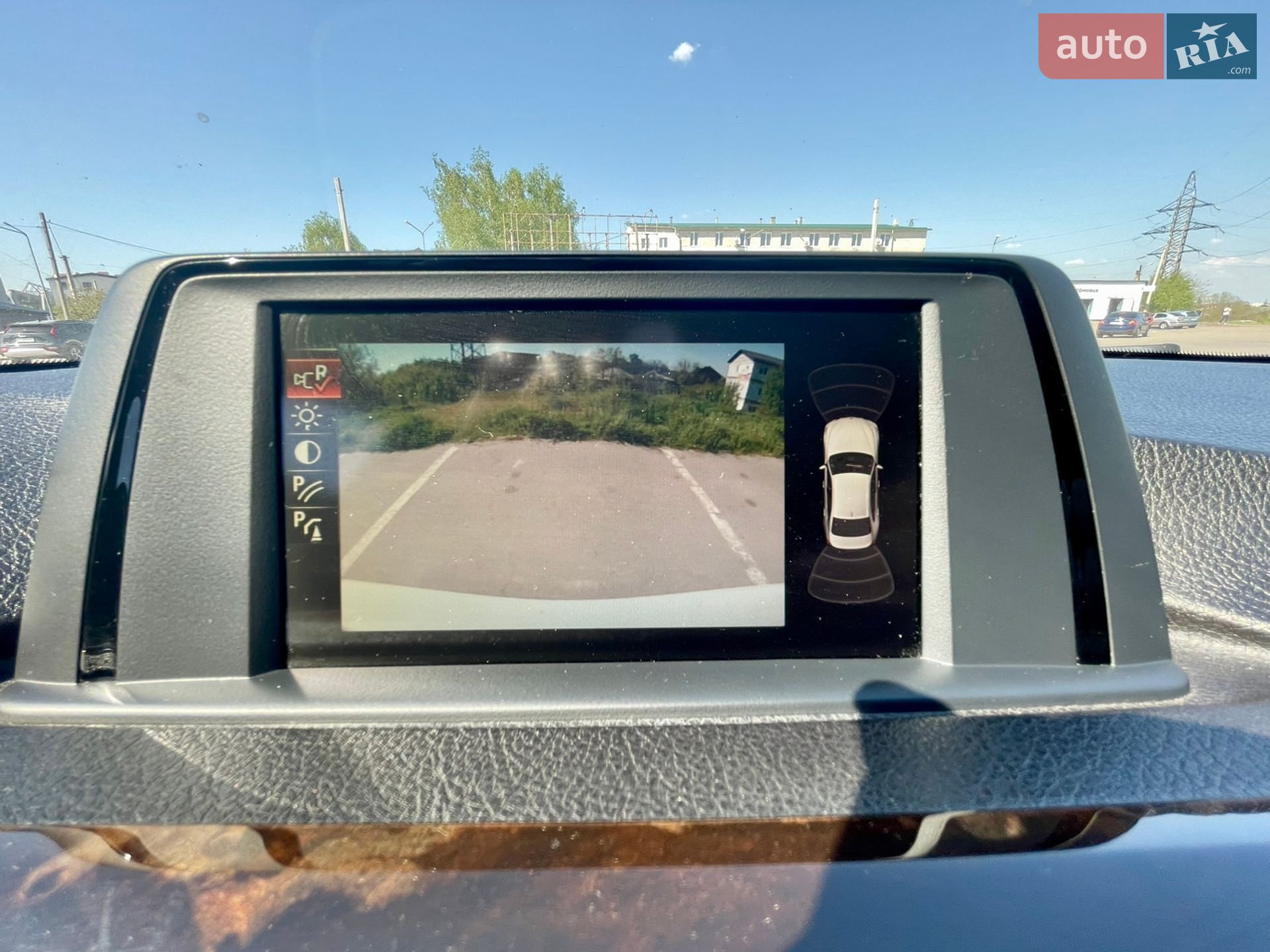 BMW 3 Series 2016 VIN WBA8E5G54GNT95068 фото оголошення 14 з 17