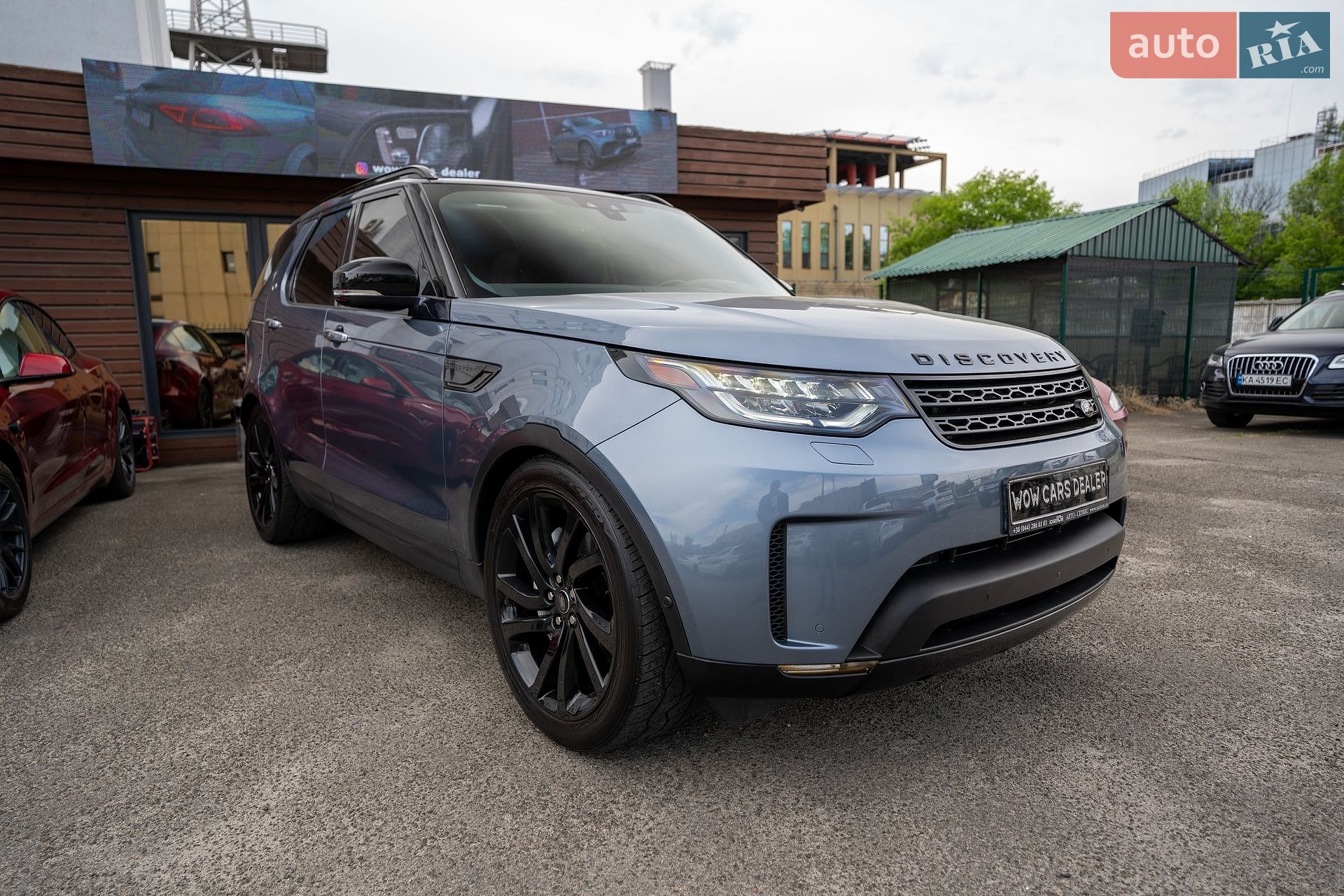 Land Rover Discovery 2019 VIN SALRT2RV1L2416052 фото оголошення 4 з 57